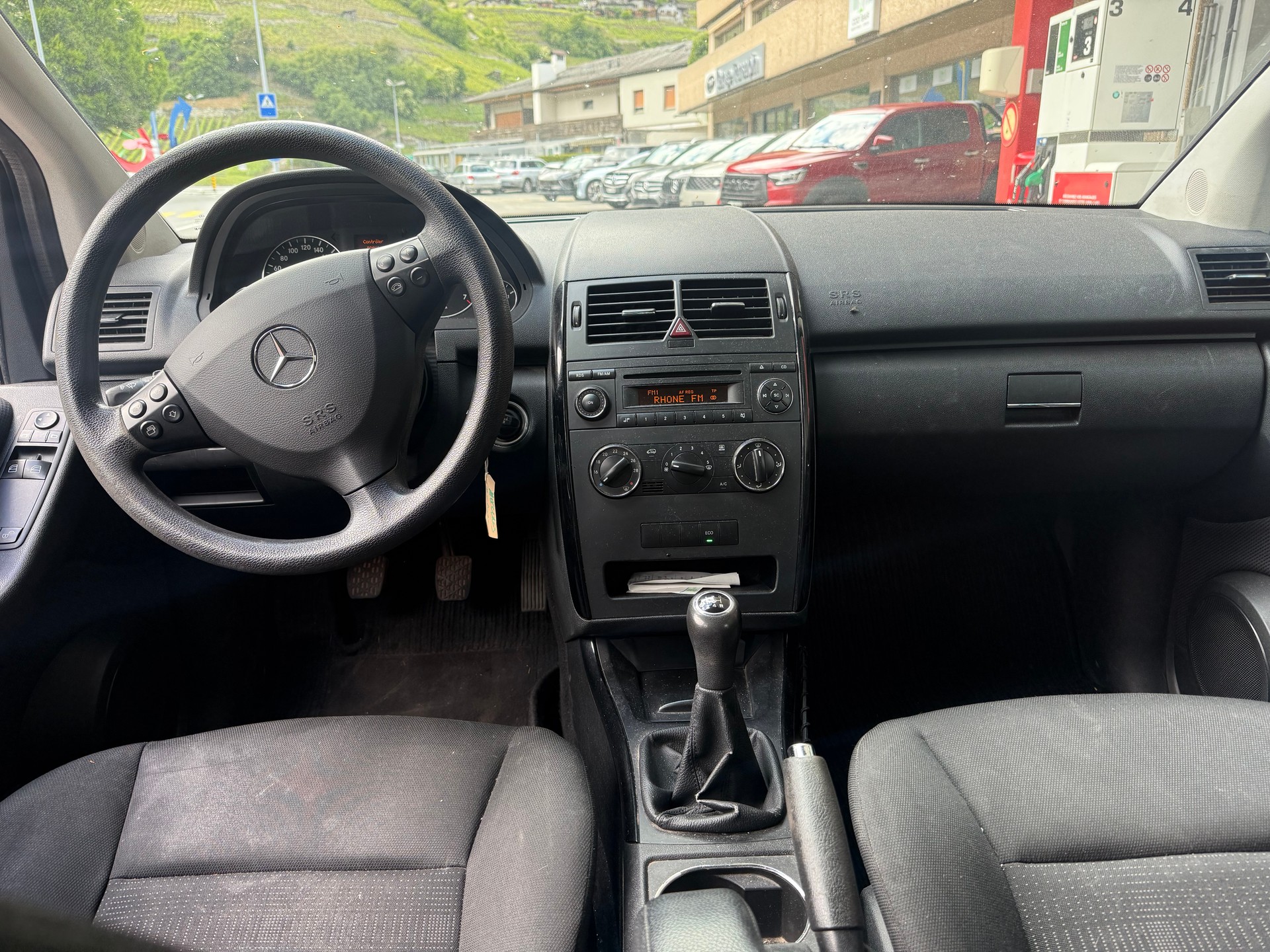 MERCEDES-BENZ A 160 (150) BlueEfficiency Classic-image-8