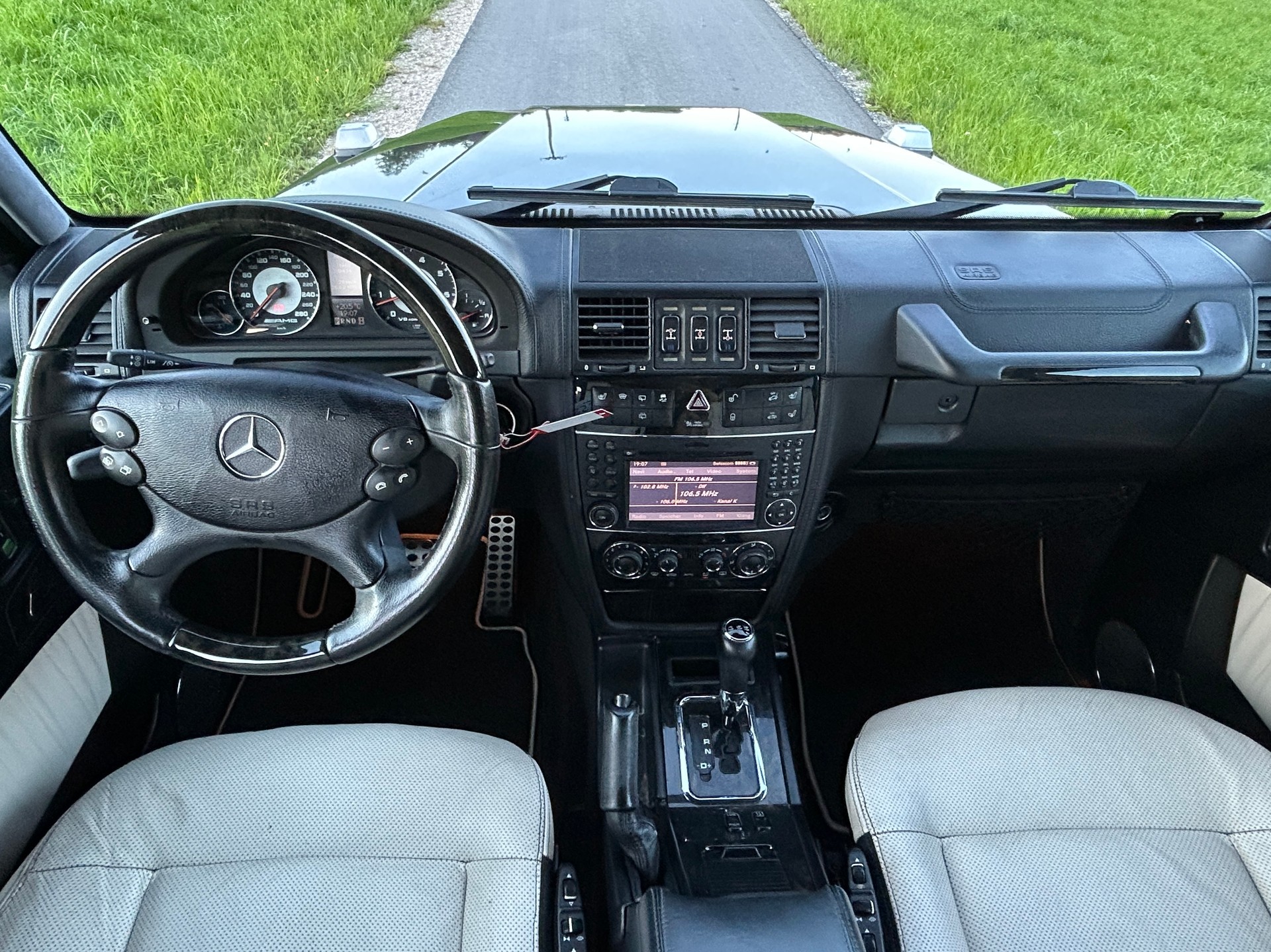MERCEDES-BENZ G 55 AMG Automatic-image-9