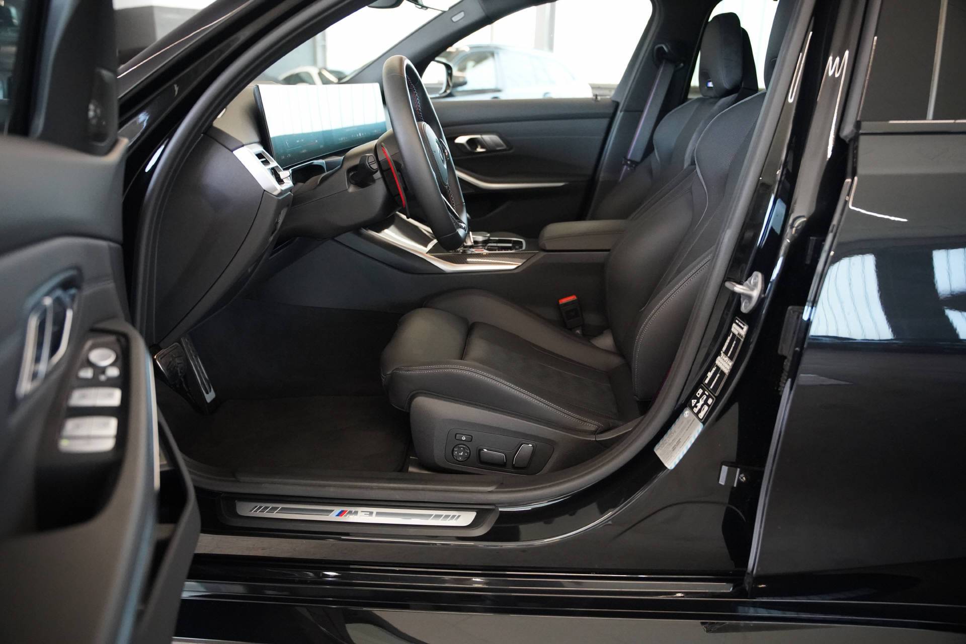BMW M3 Touring xDrive Competition M LCI-image-8