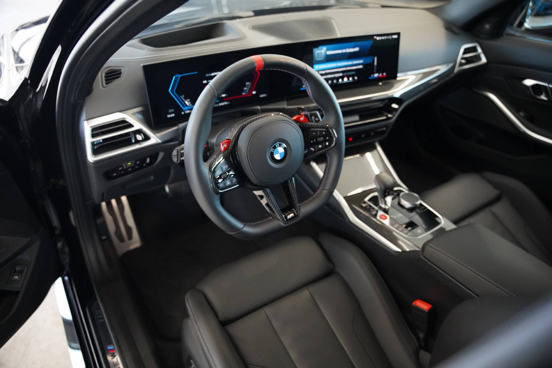 BMW M3 Touring xDrive Competition M LCI-image-6