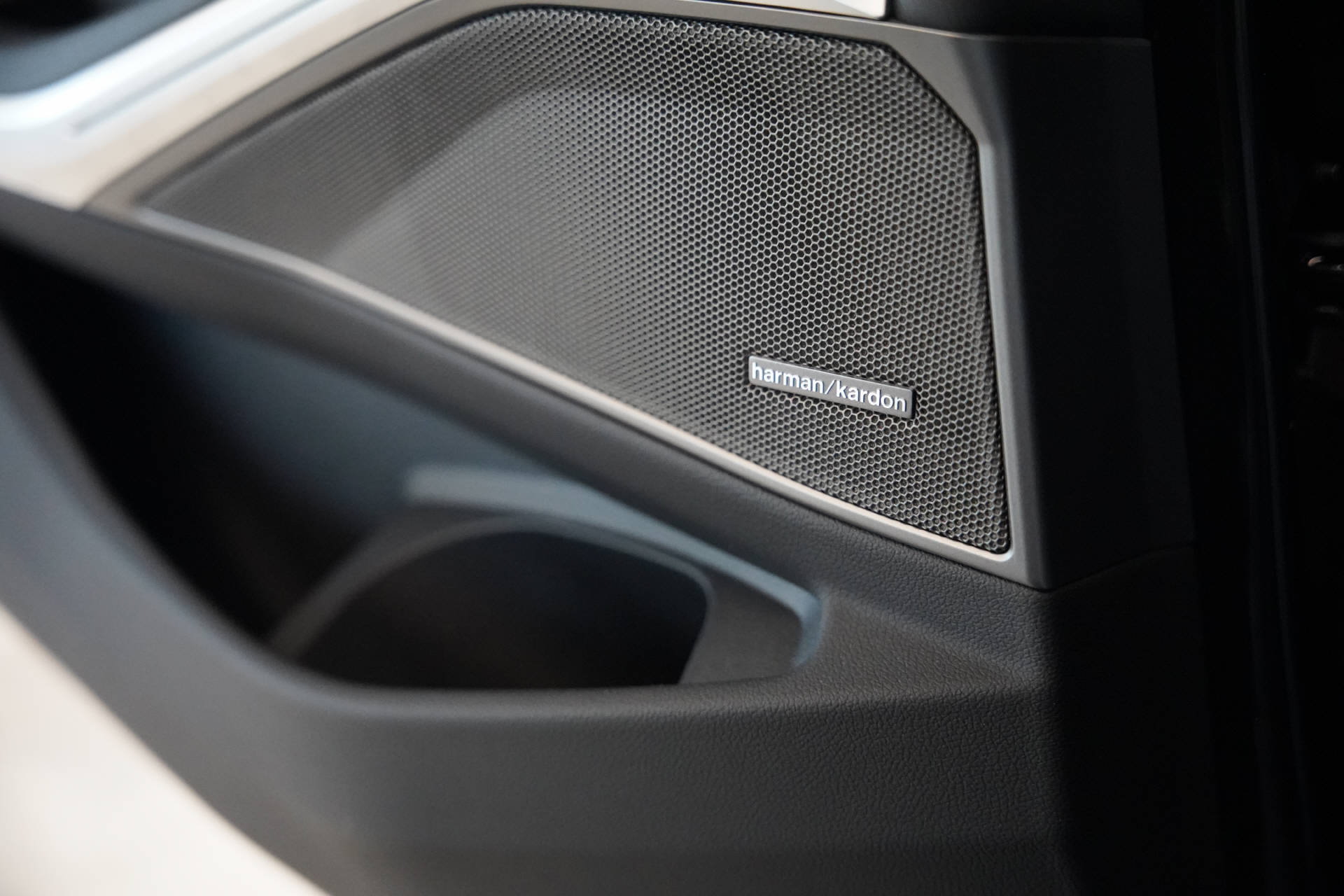 BMW M3 Touring xDrive Competition M LCI-image-15