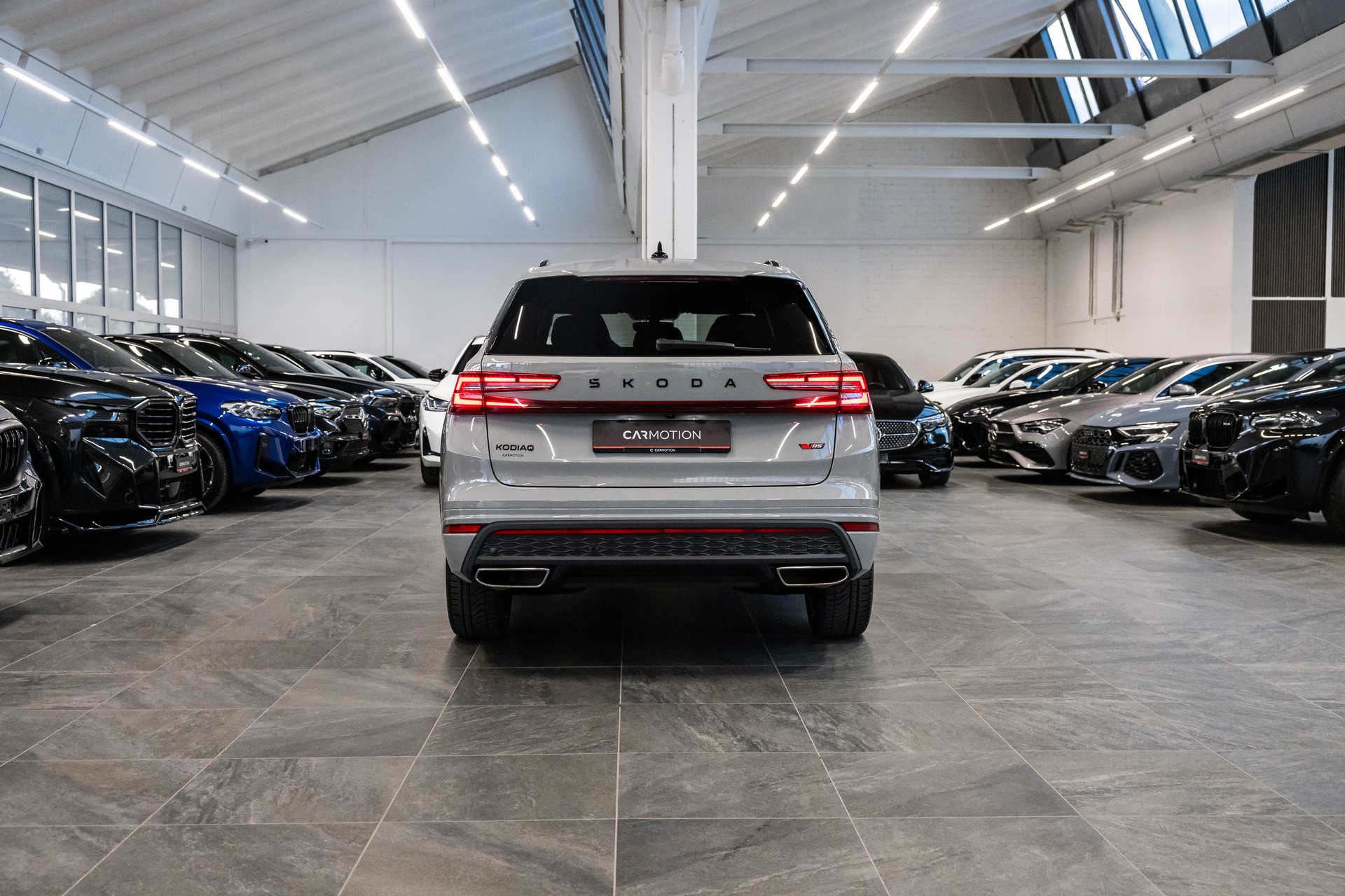 SKODA Kodiaq 2.0 TSI RS / 7Plätzer / Panorama / Canton-image-5