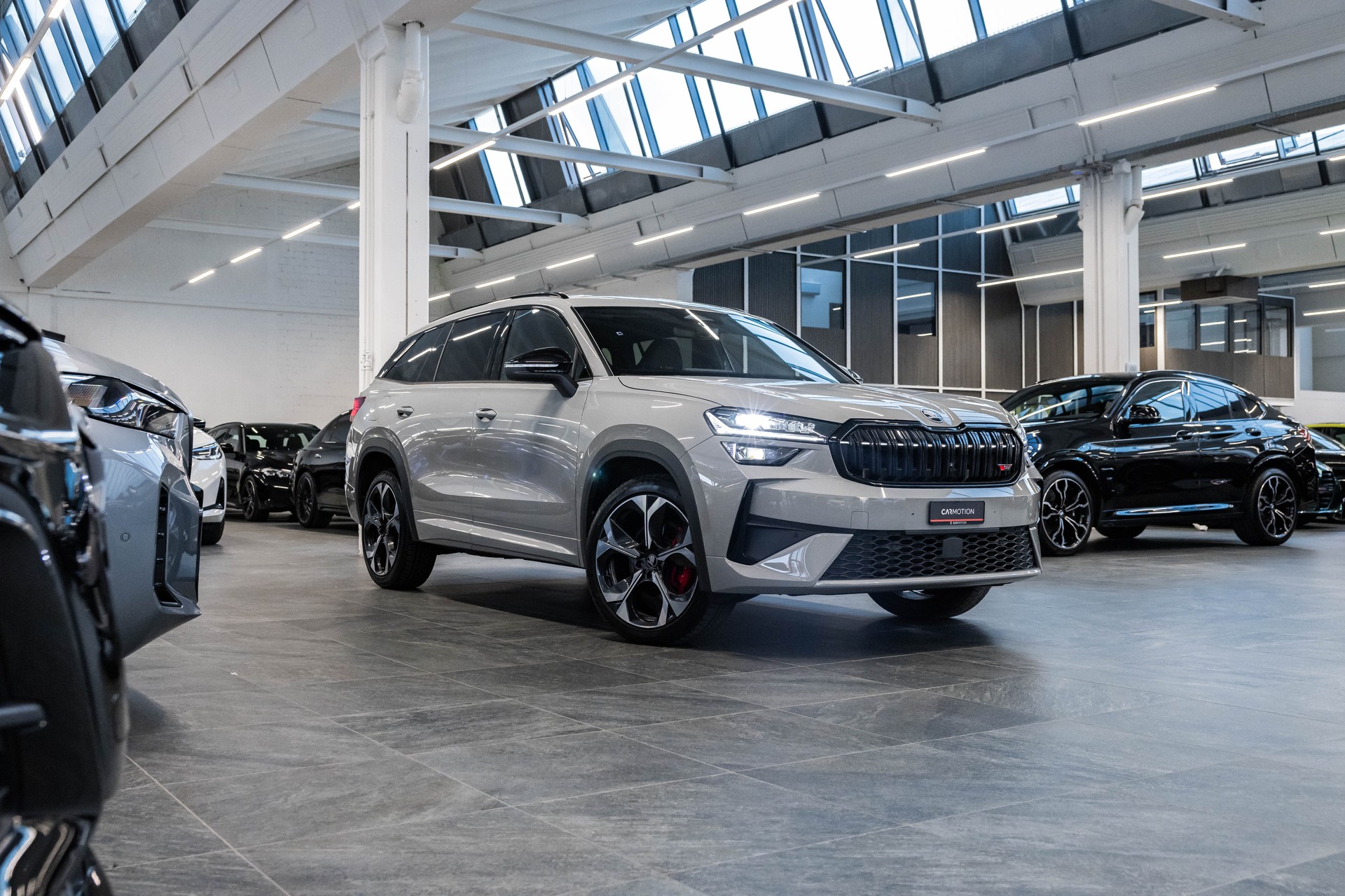 SKODA Kodiaq 2.0 TSI RS / 7Plätzer / Panorama / Canton-showroom-element-3