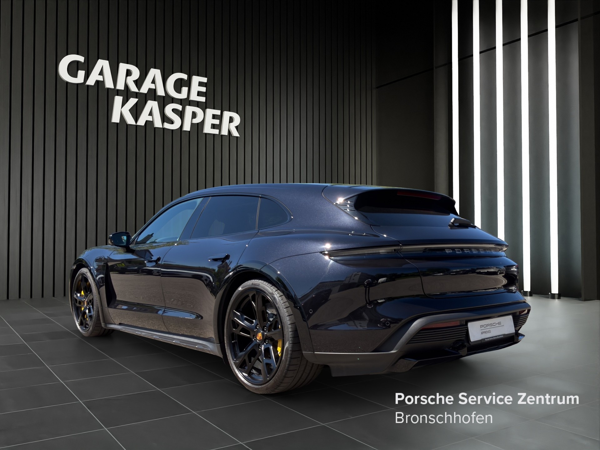 PORSCHE Taycan Cross Turismo Turbo S-showroom-element-2