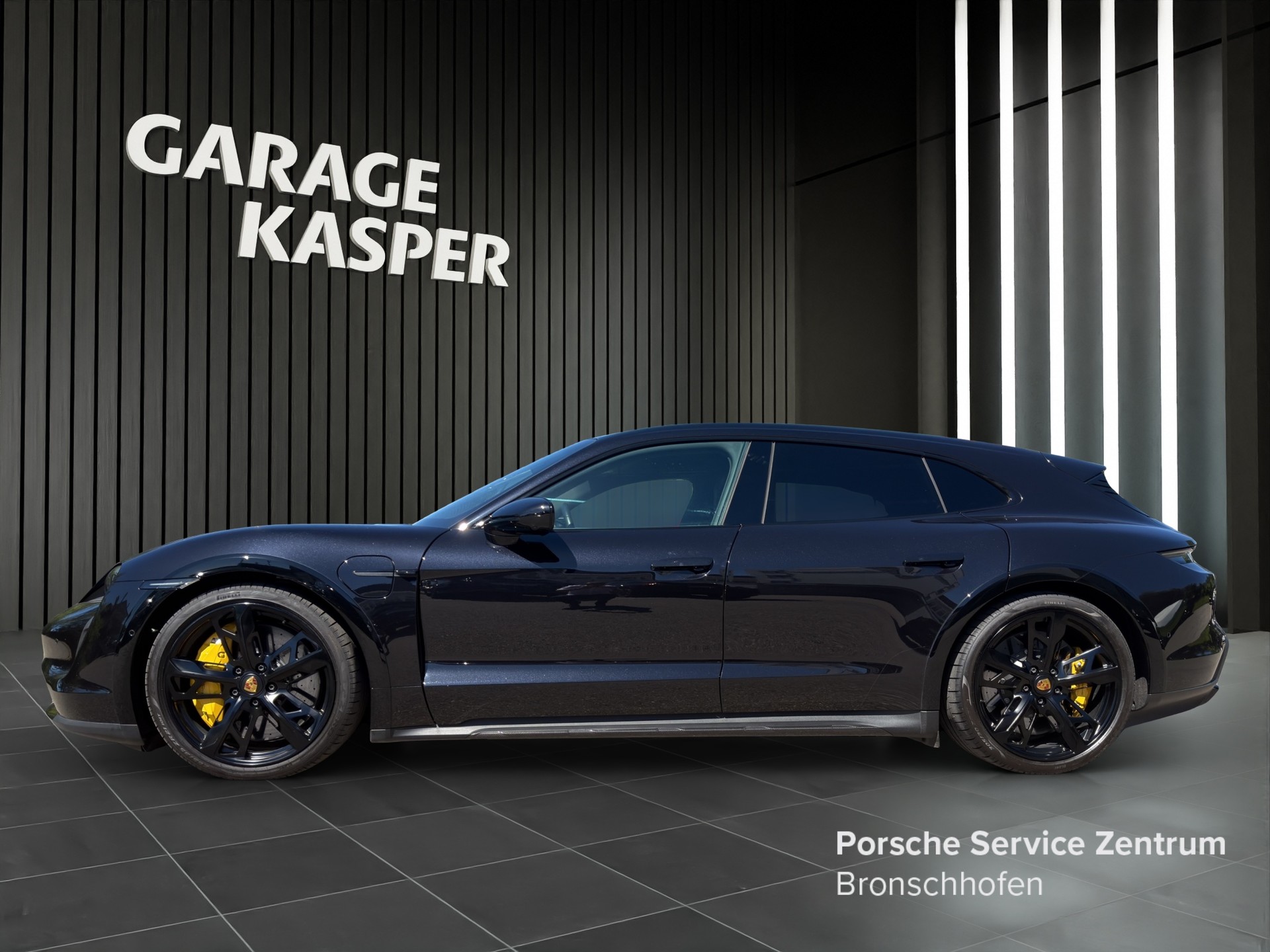PORSCHE Taycan Cross Turismo Turbo S-showroom-element-1