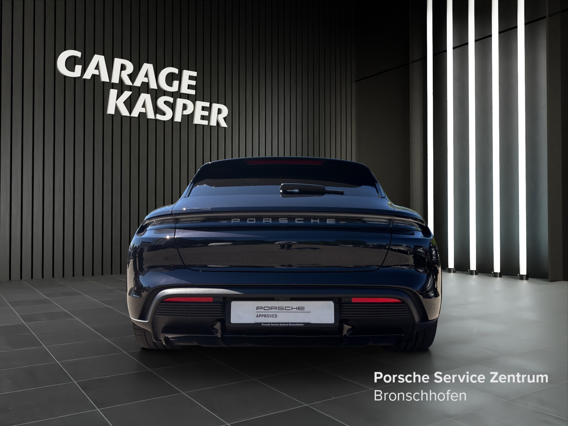 PORSCHE Taycan Cross Turismo Turbo S-showroom-element-3