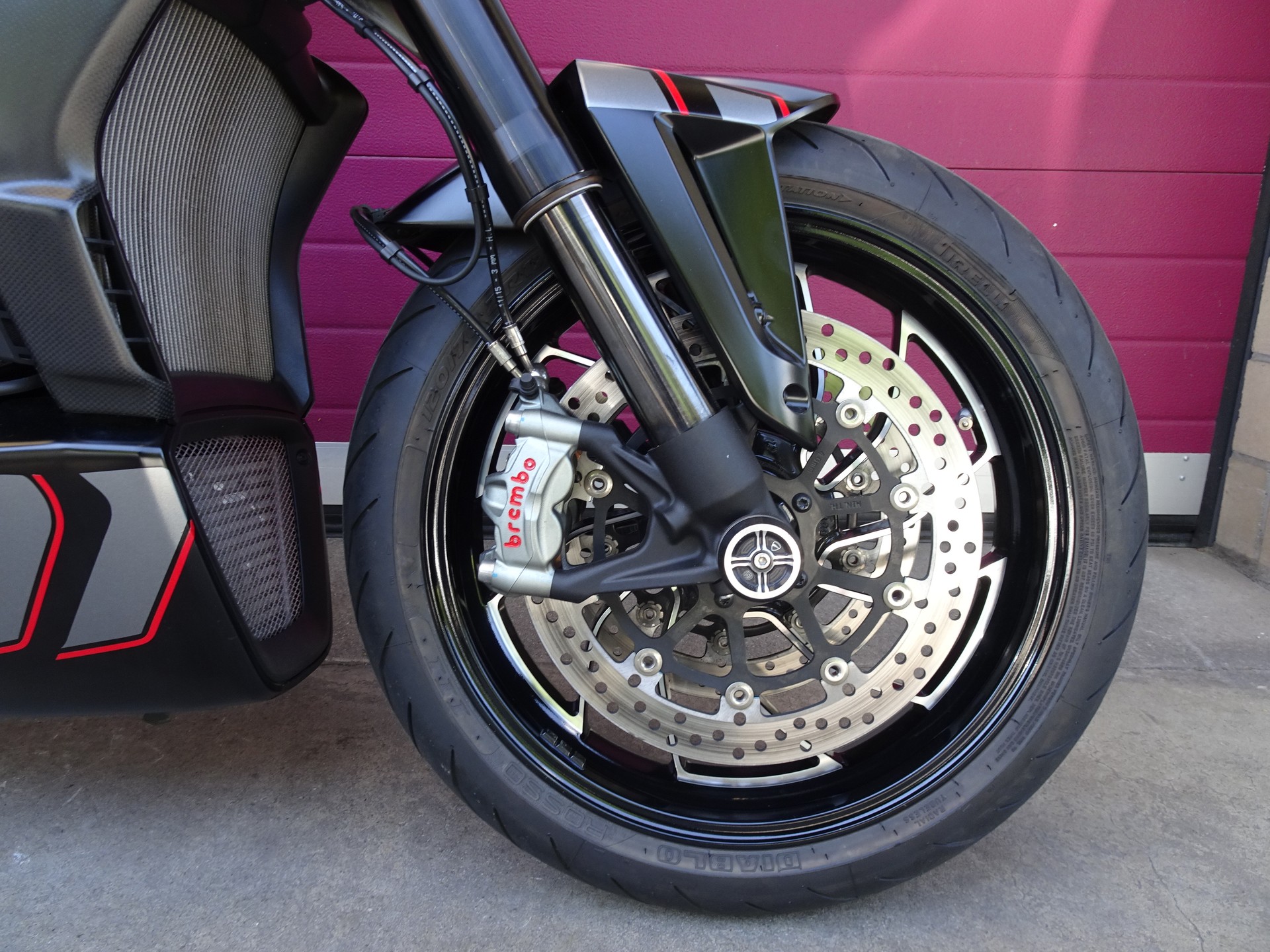 DUCATI XDiavel 1260 S-image-1