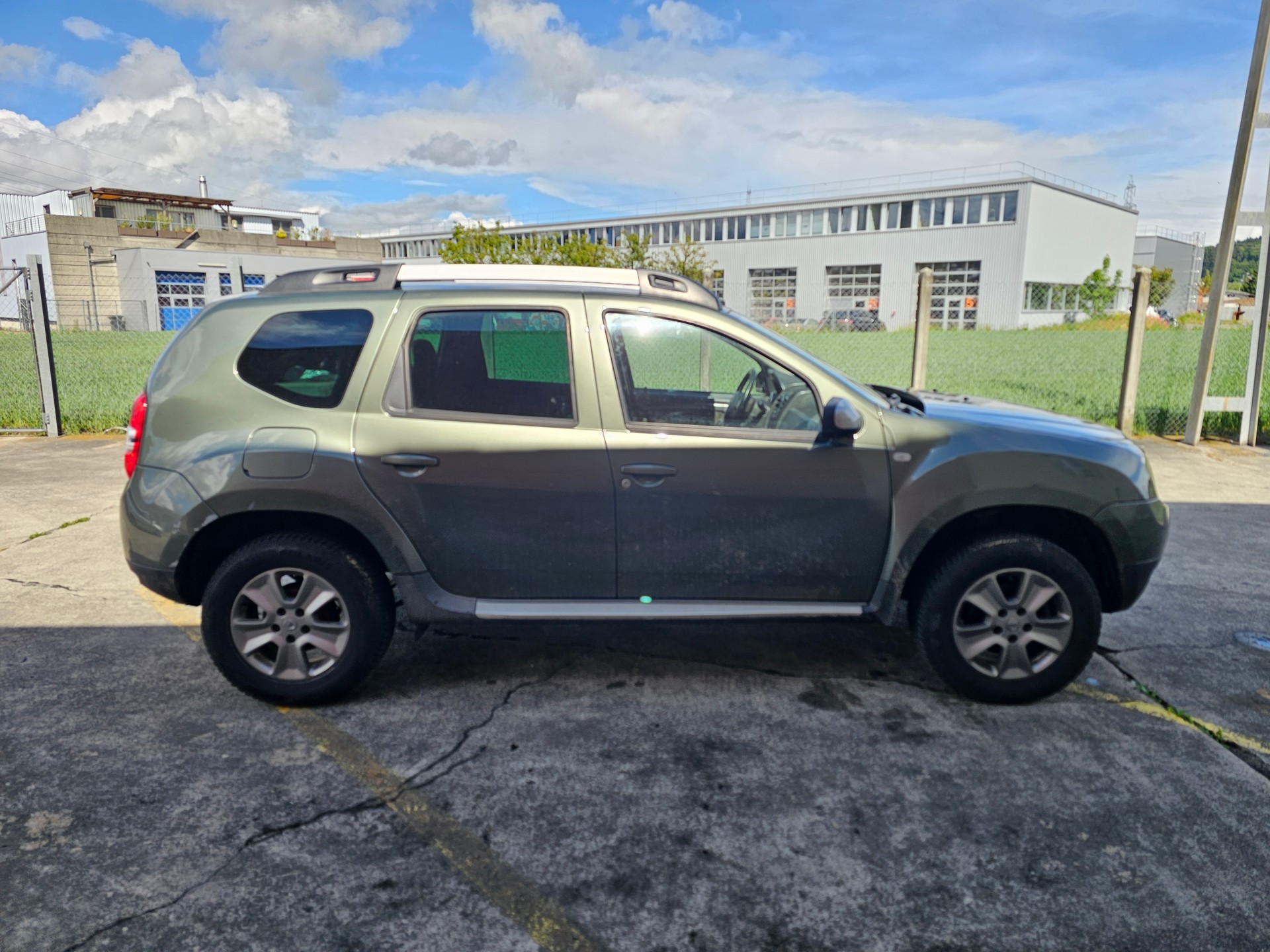 DACIA Duster 1.5 dCi Lauréate 4x4-image-5