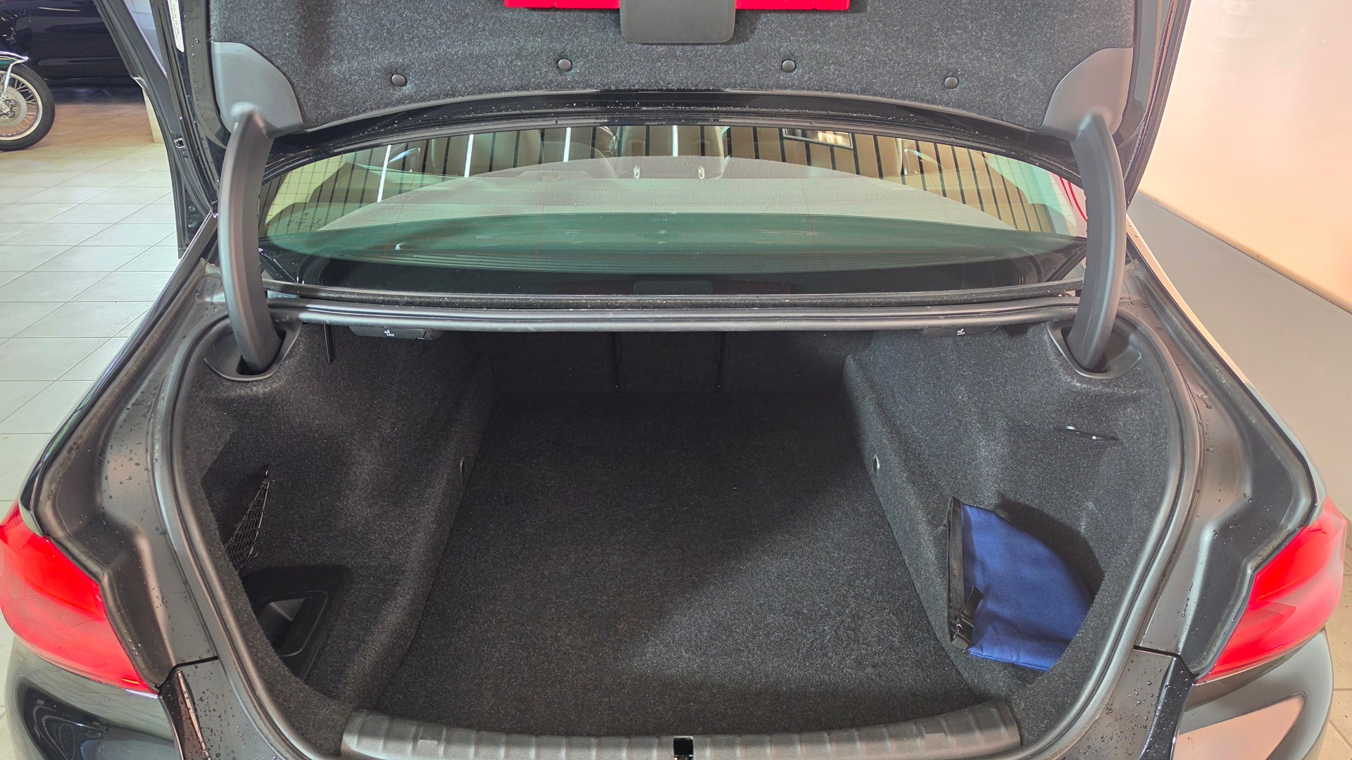 BMW-ALPINA D5 S BiTurbo 3.0d xDrive Switch-Tronic-image-12