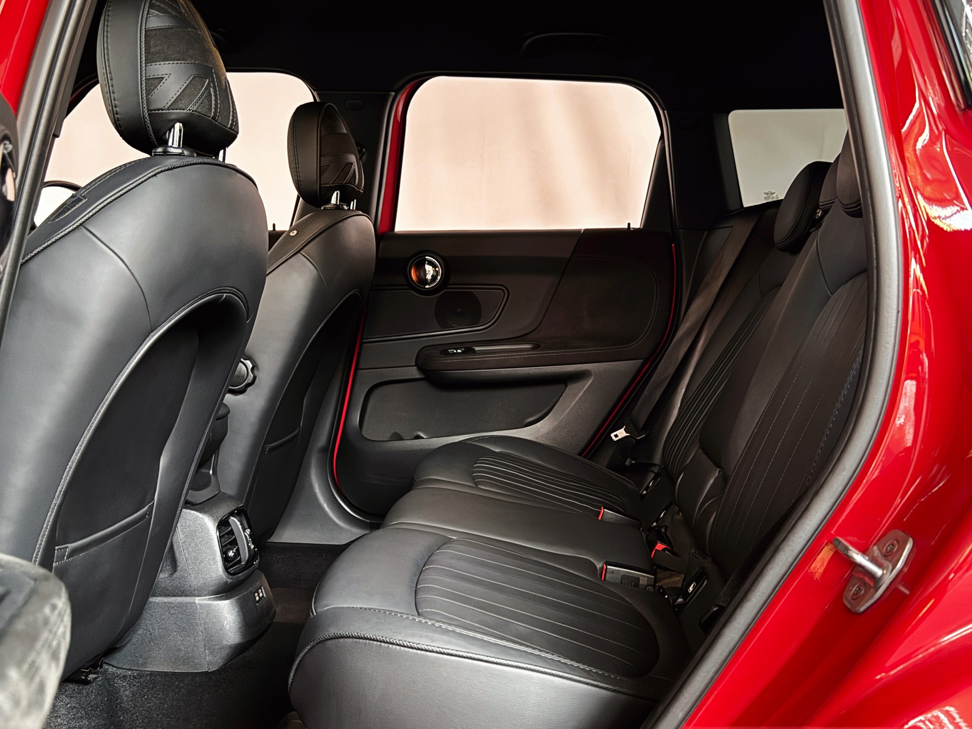 MINI Countryman Cooper ALL4 Steptronic-image-14