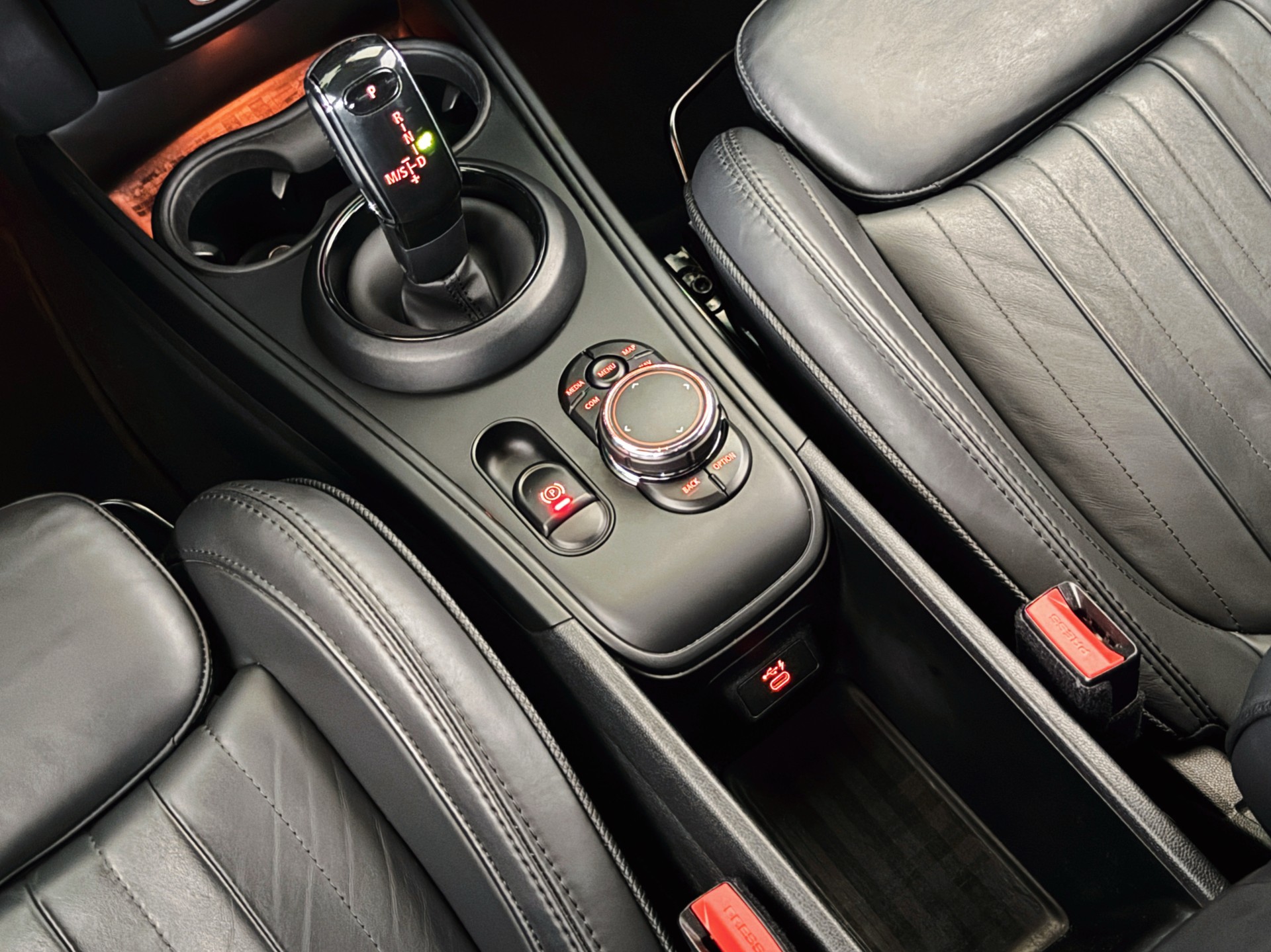 MINI Countryman Cooper ALL4 Steptronic-image-21