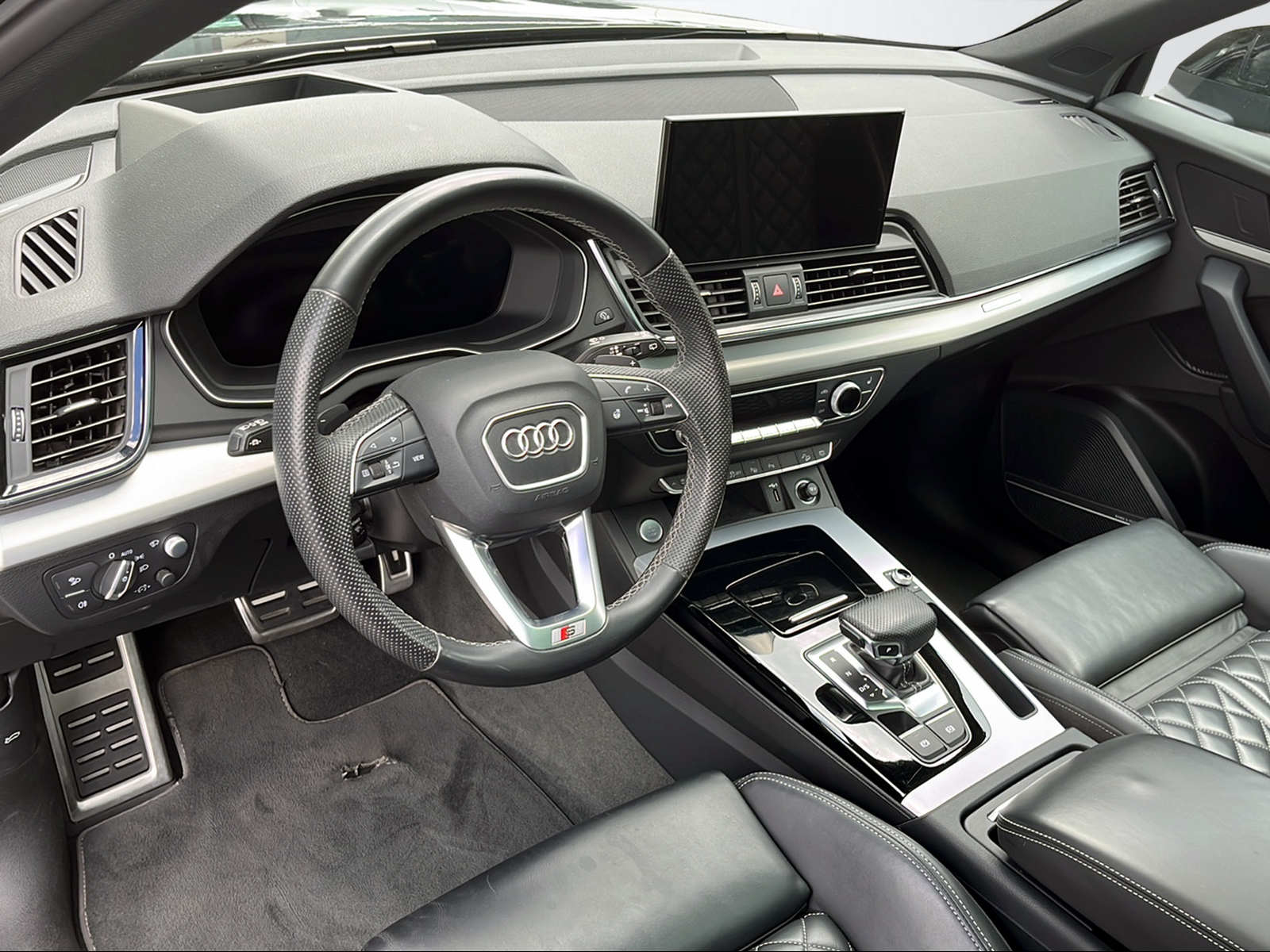 AUDI Q5 2.0 45 TFSI S Line quattro S-Tronic-image-10