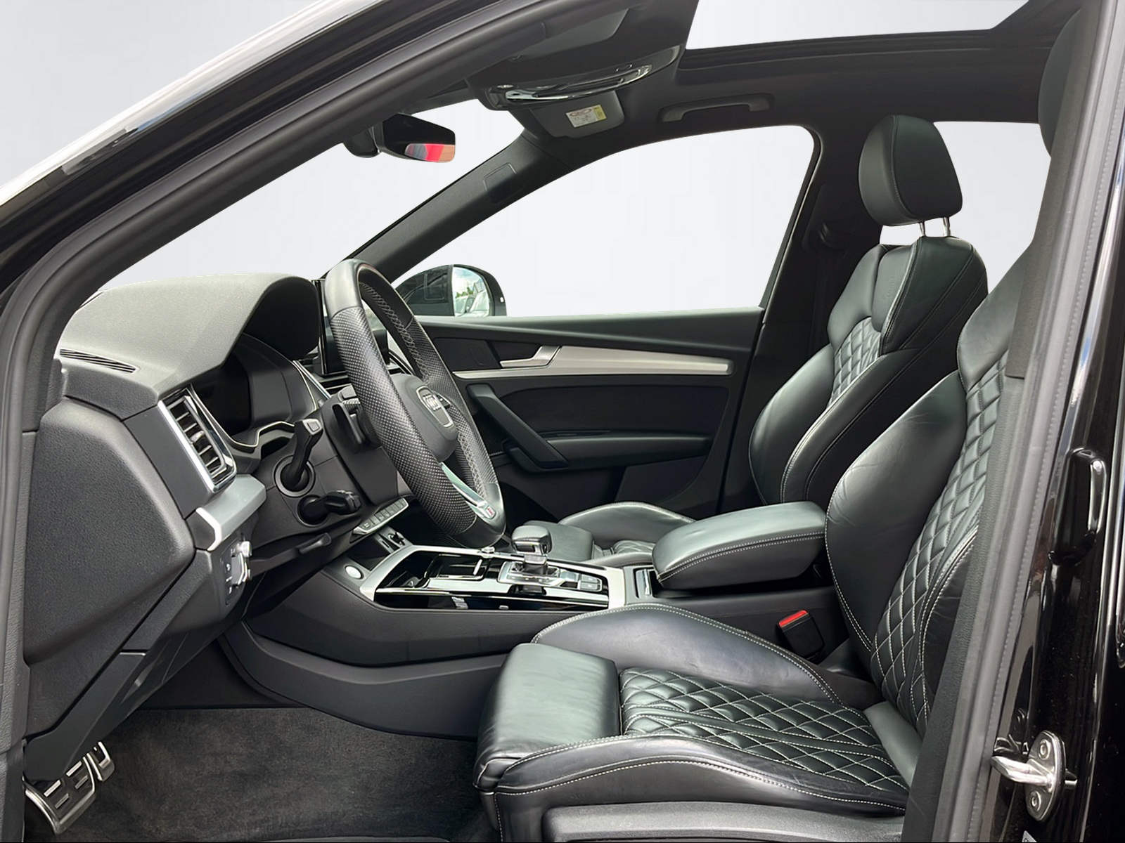 AUDI Q5 2.0 45 TFSI S Line quattro S-Tronic-image-7