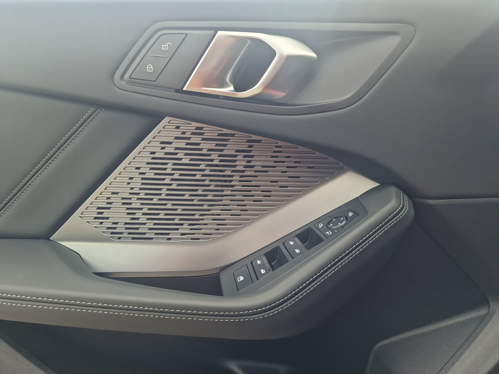 BMW 116 Steptronic M Sport-image-21