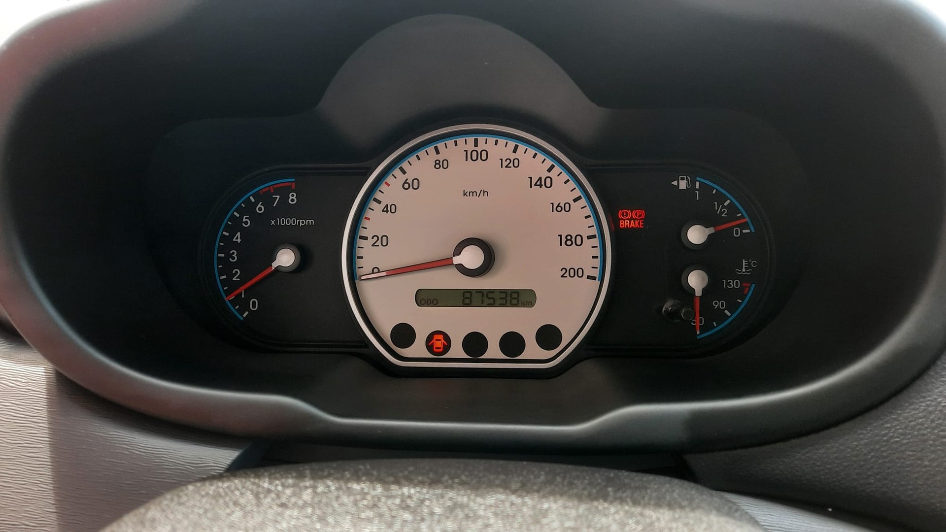 HYUNDAI i10 1.2 Style-image-8
