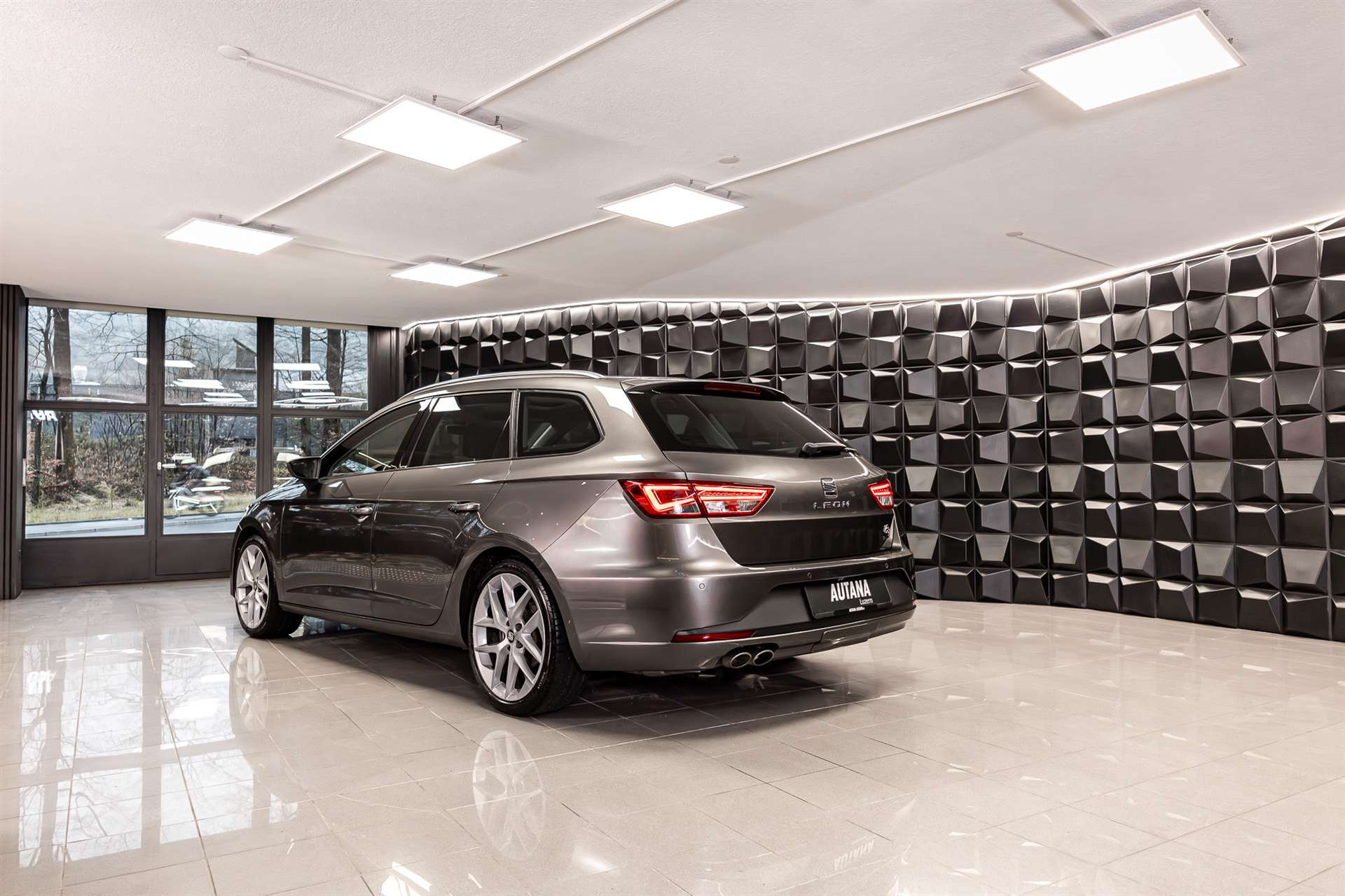 SEAT Leon ST 2.0 TDI FR Line 4Drive-showroom-element-2