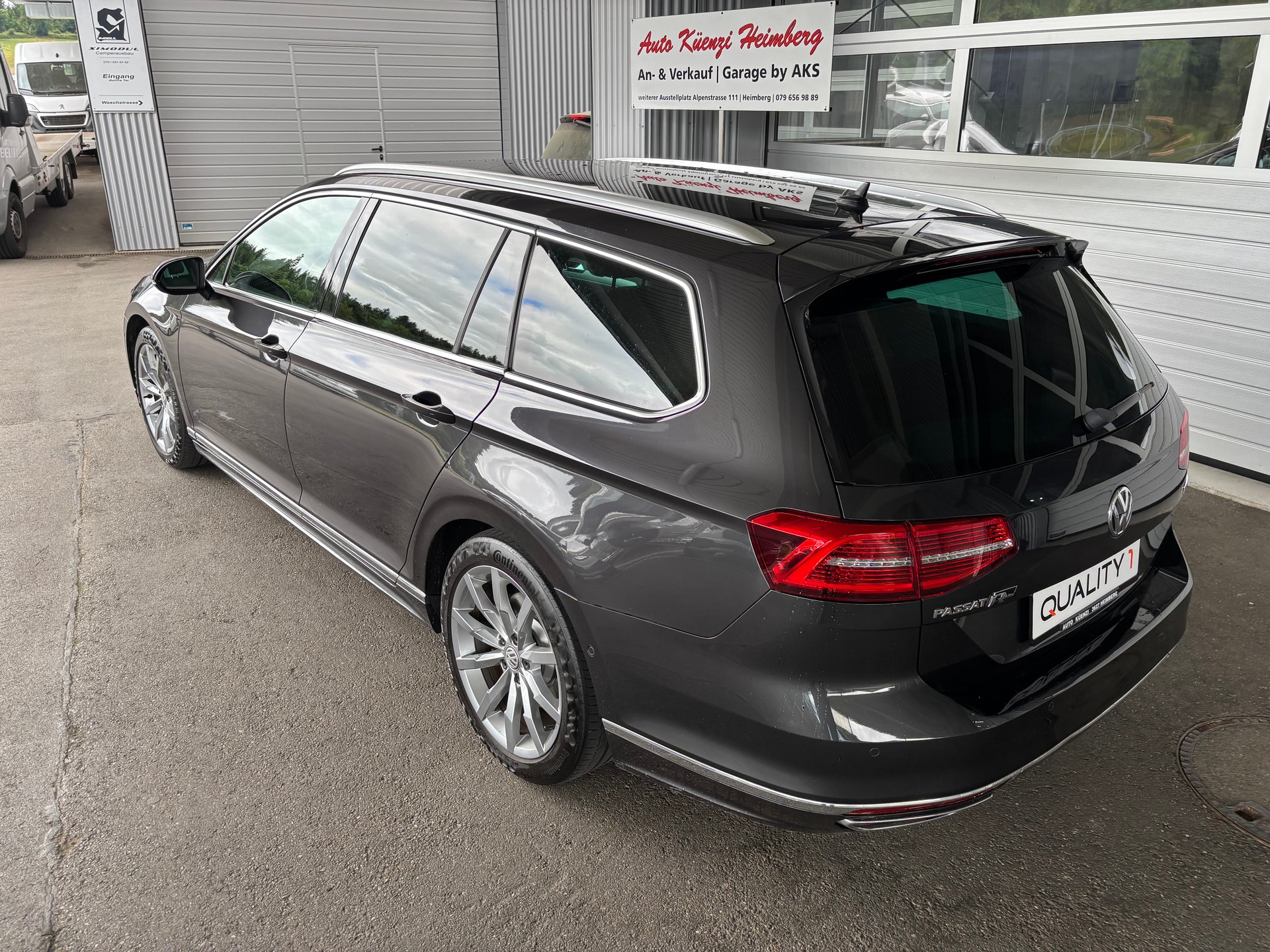 VW Passat Variant 2.0 TSI BMT Highline R-Line 4Motion DSG-showroom-element-3