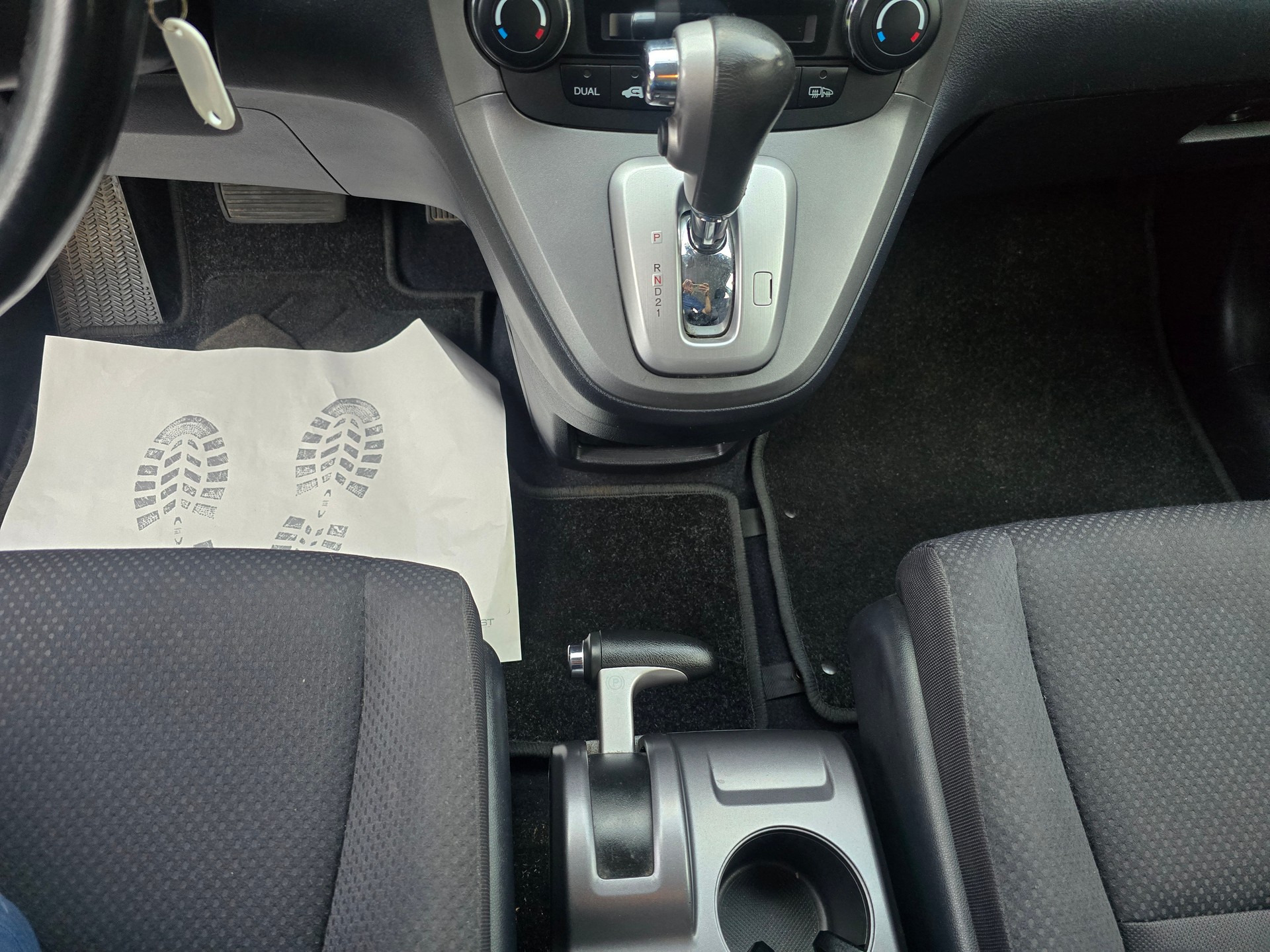 HONDA CR-V 2.0 4WD Elegance-image-18