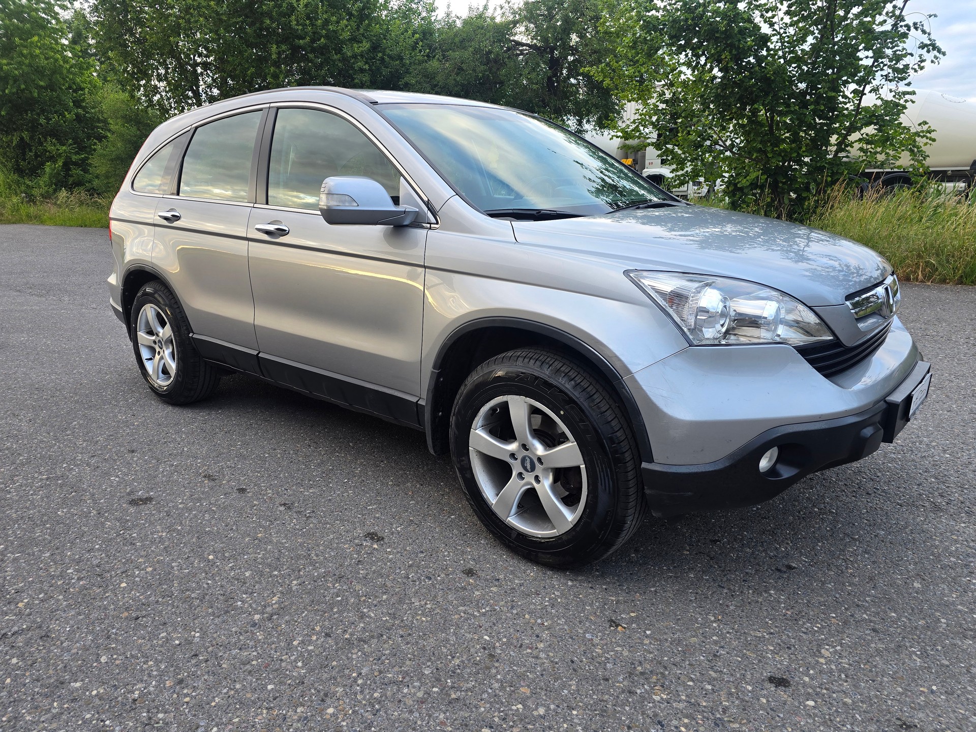 HONDA CR-V 2.0 4WD Elegance-showroom-element-1