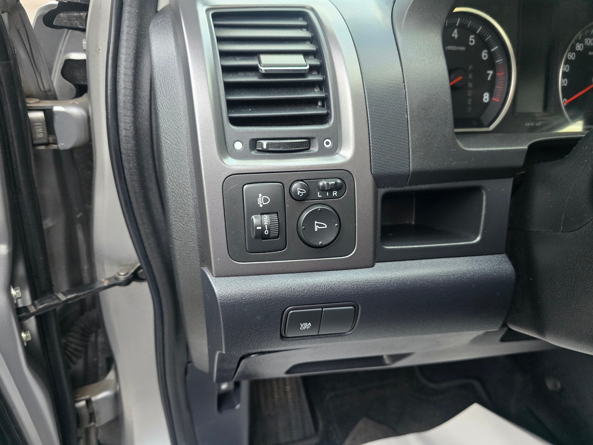 HONDA CR-V 2.0 4WD Elegance-image-16