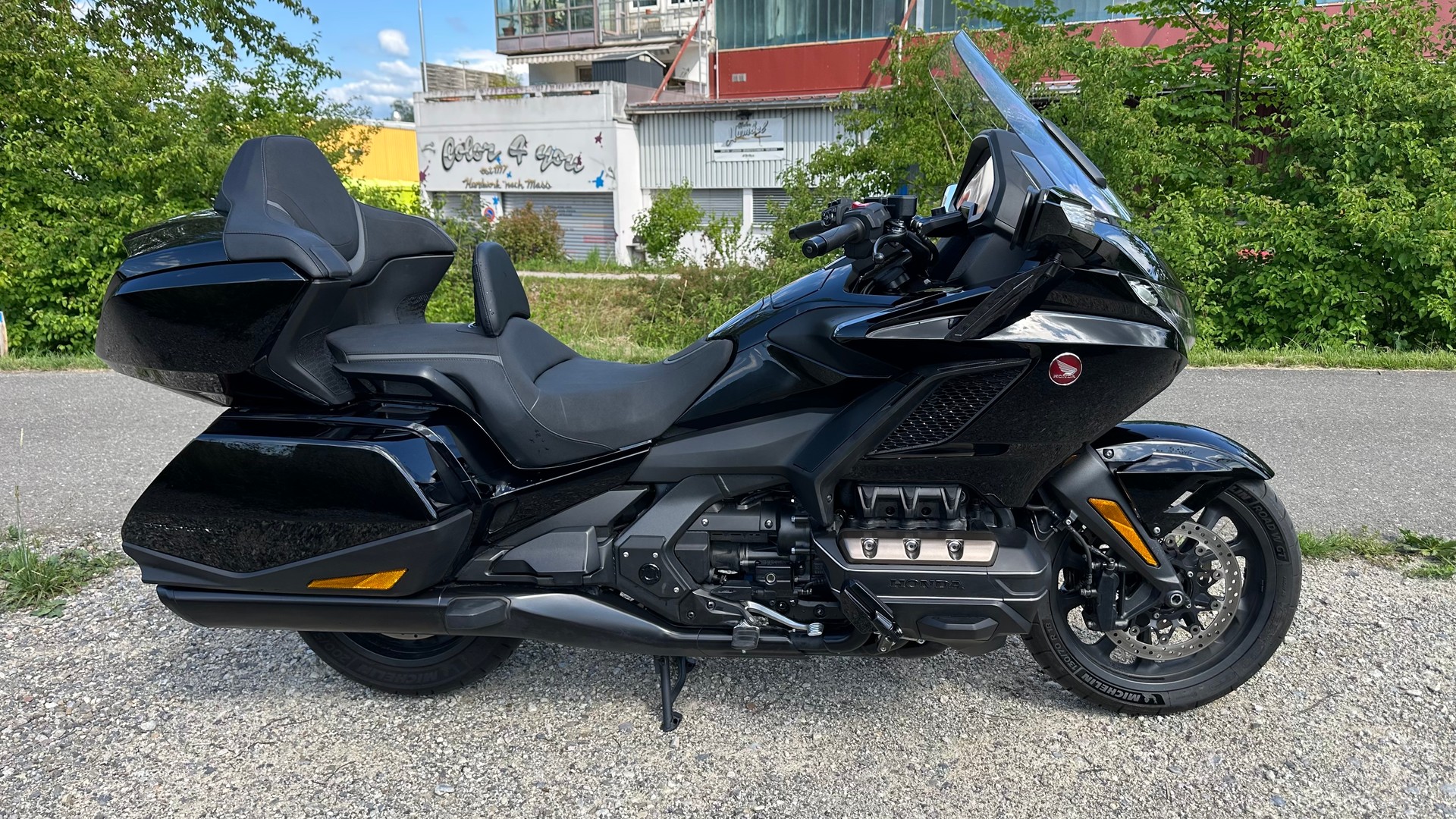 HONDA GL 1800 Goldwing-image-3