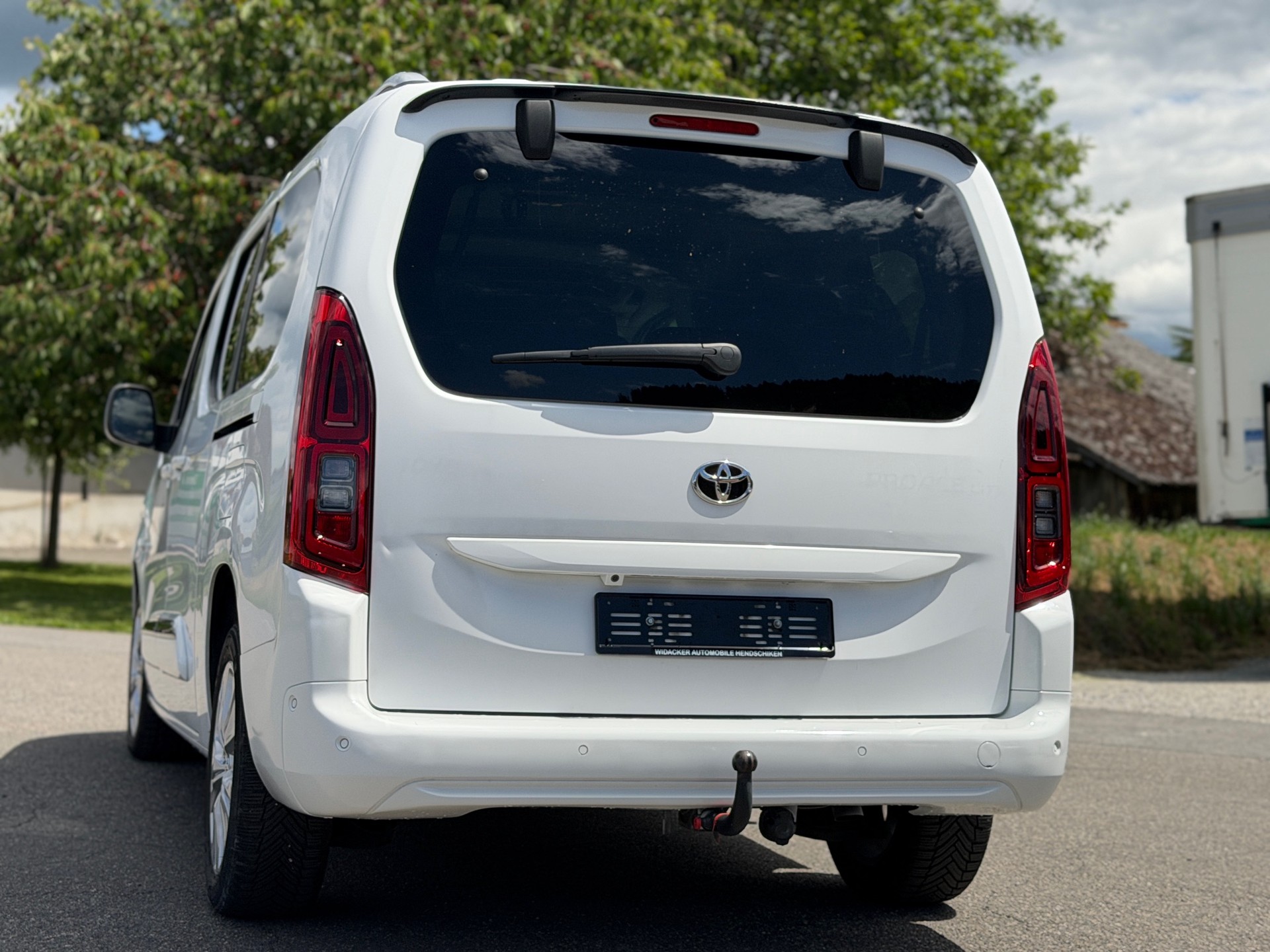 TOYOTA Proace City Verso 1.2 Trend Long Automatik-image-5