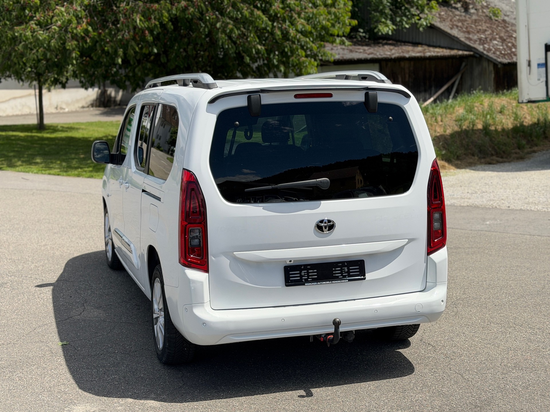 TOYOTA Proace City Verso 1.2 Trend Long Automatik-image-15