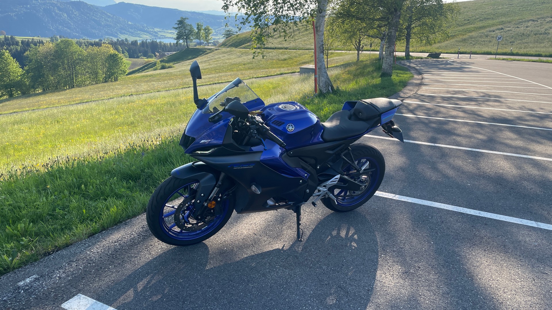 YAMAHA YZF-R 125 ABS-image-4