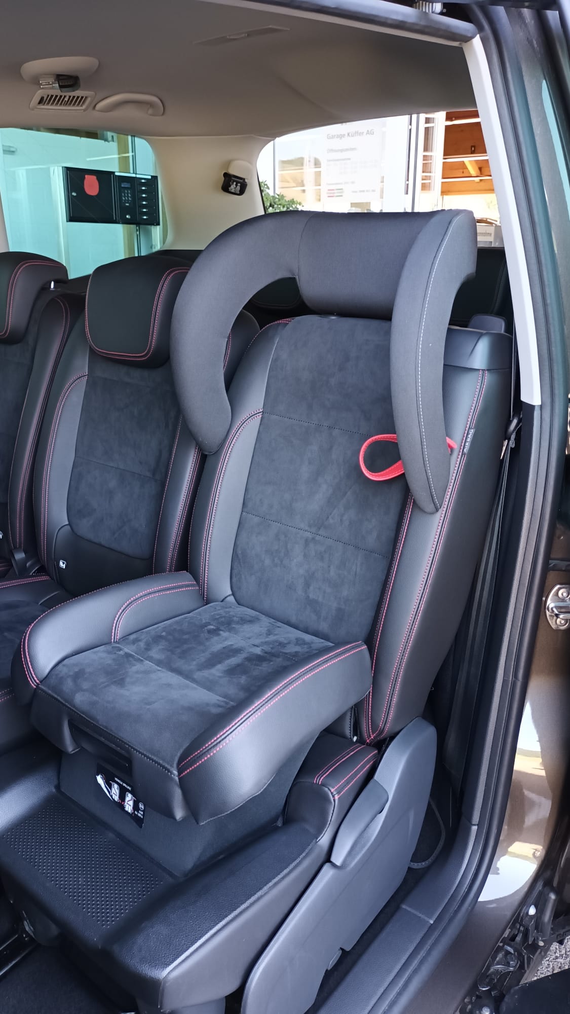 SEAT Alhambra 1.4 TSI DSG Hola FR-image-16