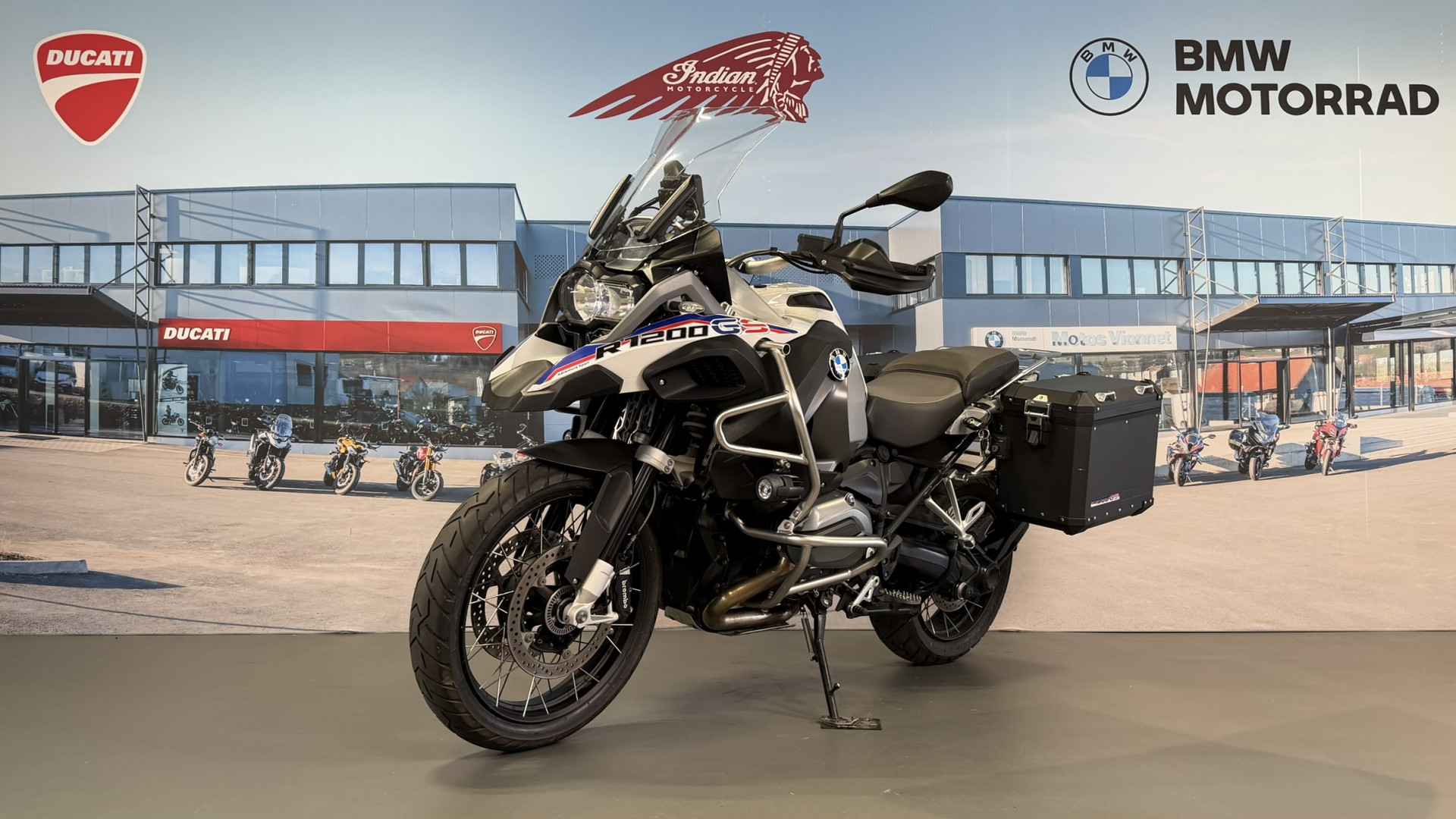 BMW R 1200 GS Adventure surbaissée-image-2