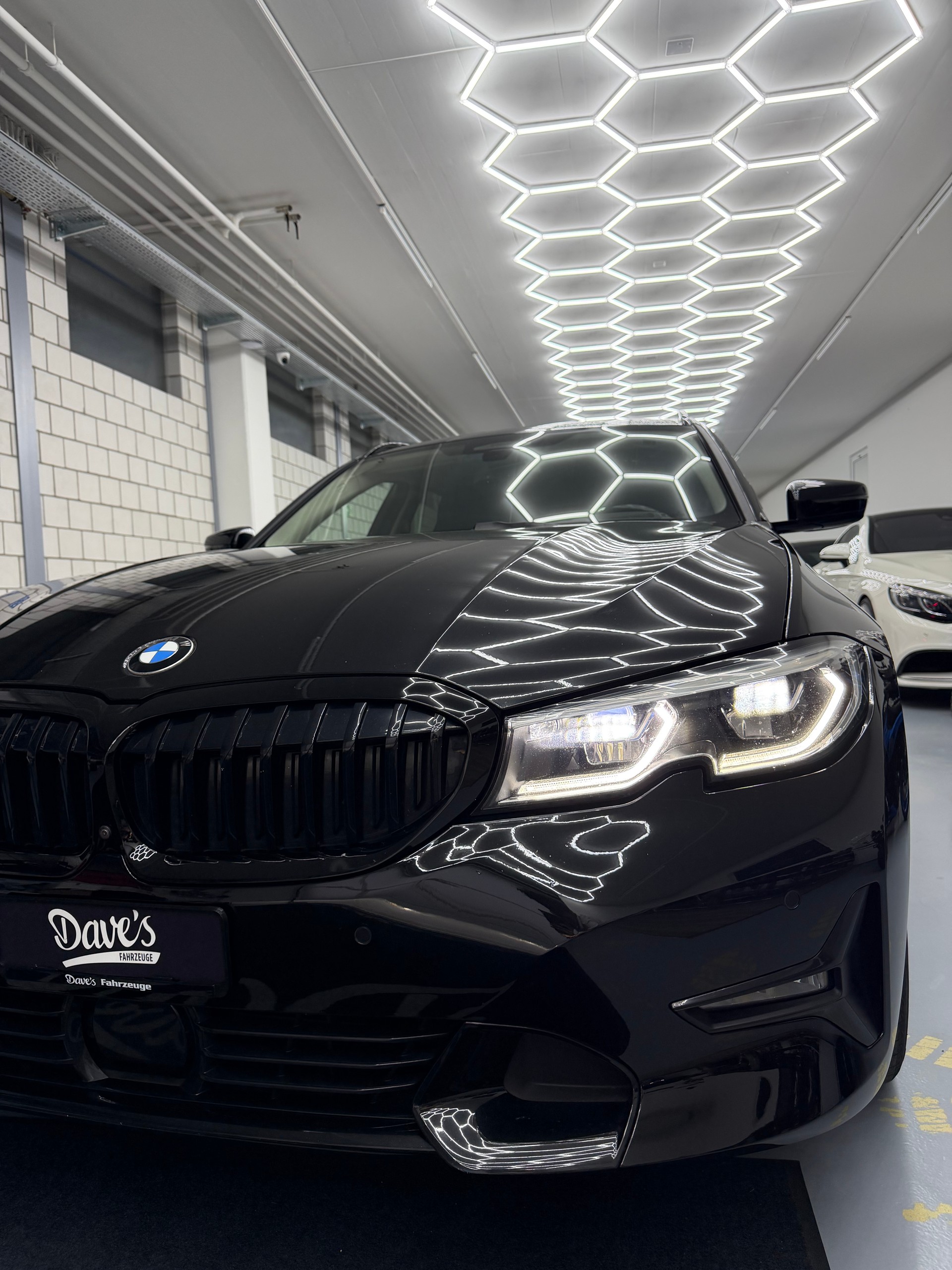 BMW 320d xDrive 48V Touring Sport Line Steptronic-image-26