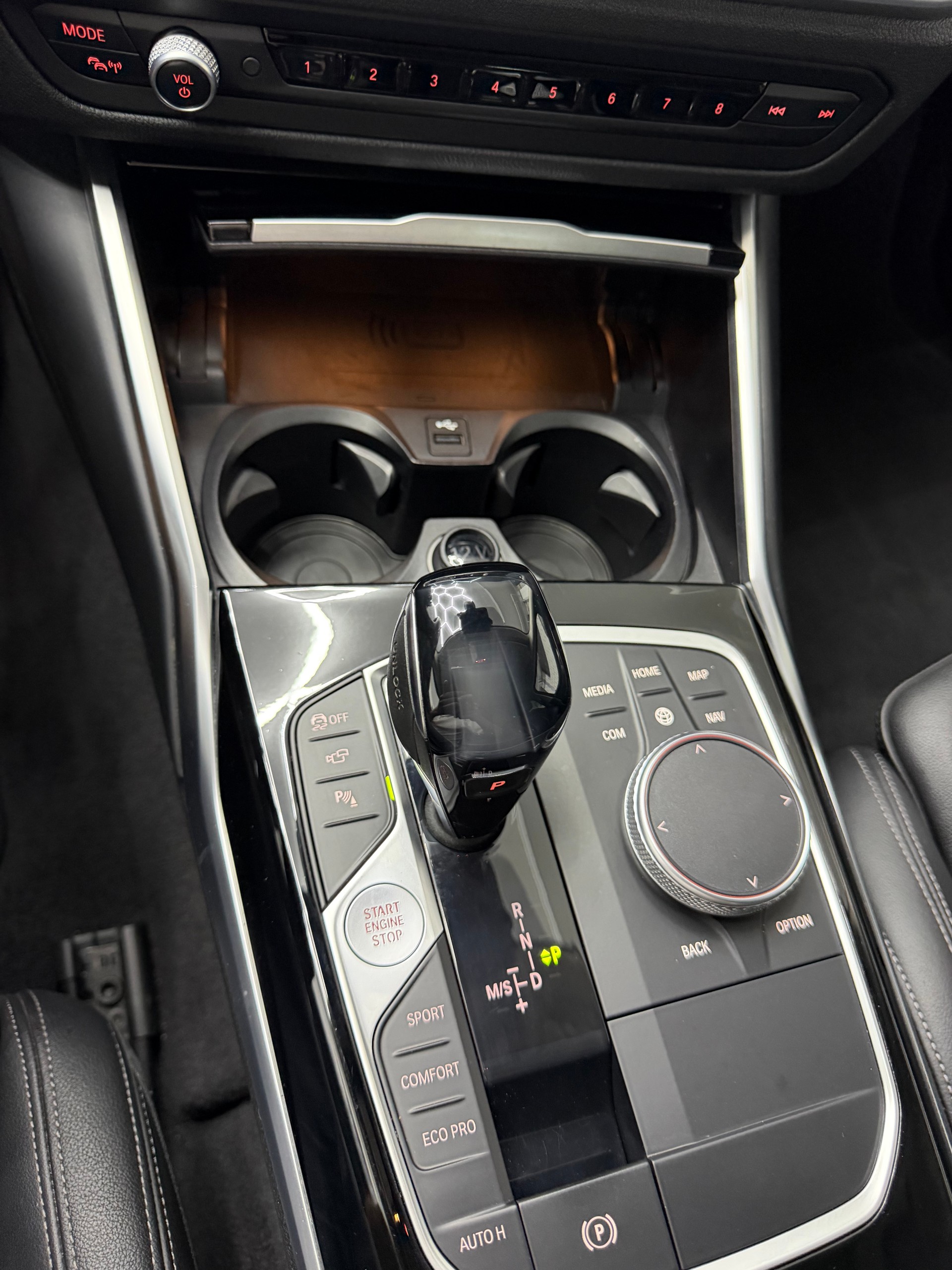 BMW 320d xDrive 48V Touring Sport Line Steptronic-image-20