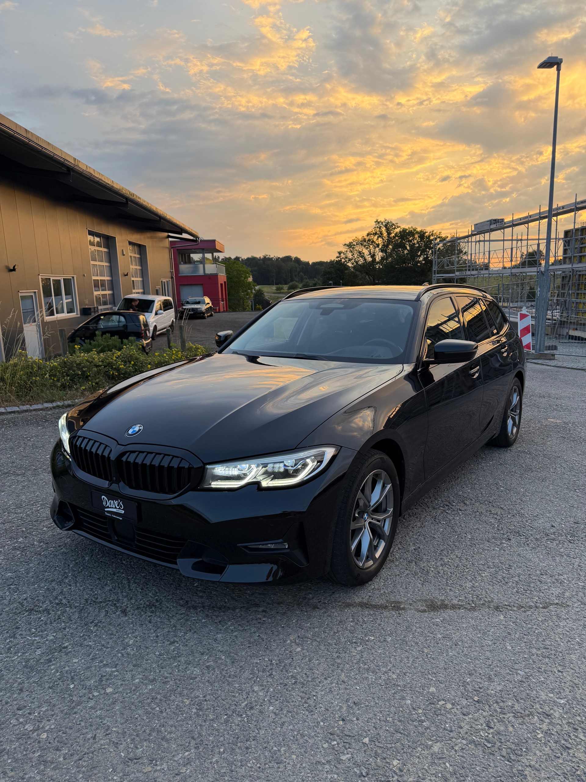 BMW 320d xDrive 48V Touring Sport Line Steptronic