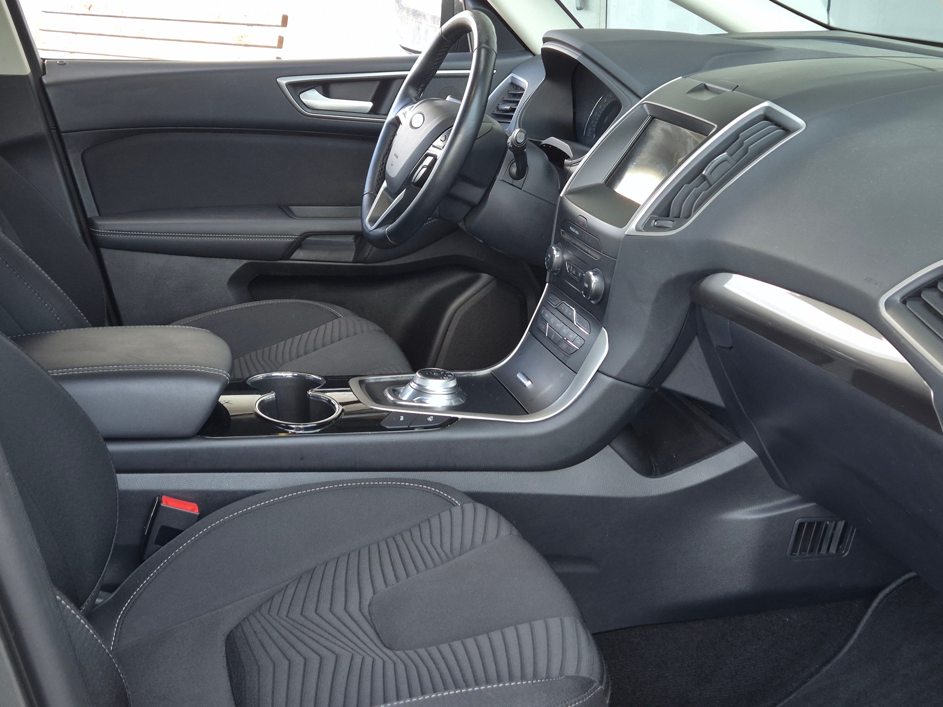 FORD S-Max 2.5 FHEV Trend-image-15