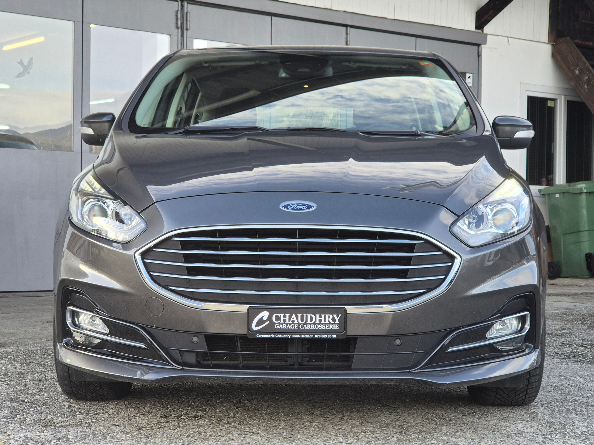 FORD S-Max 2.5 FHEV Trend-showroom-element-1
