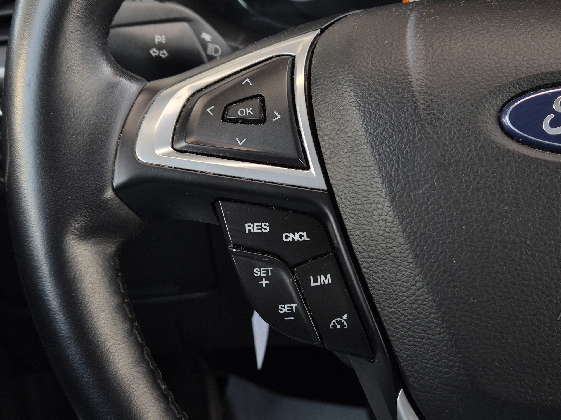 FORD S-Max 2.5 FHEV Trend-image-28