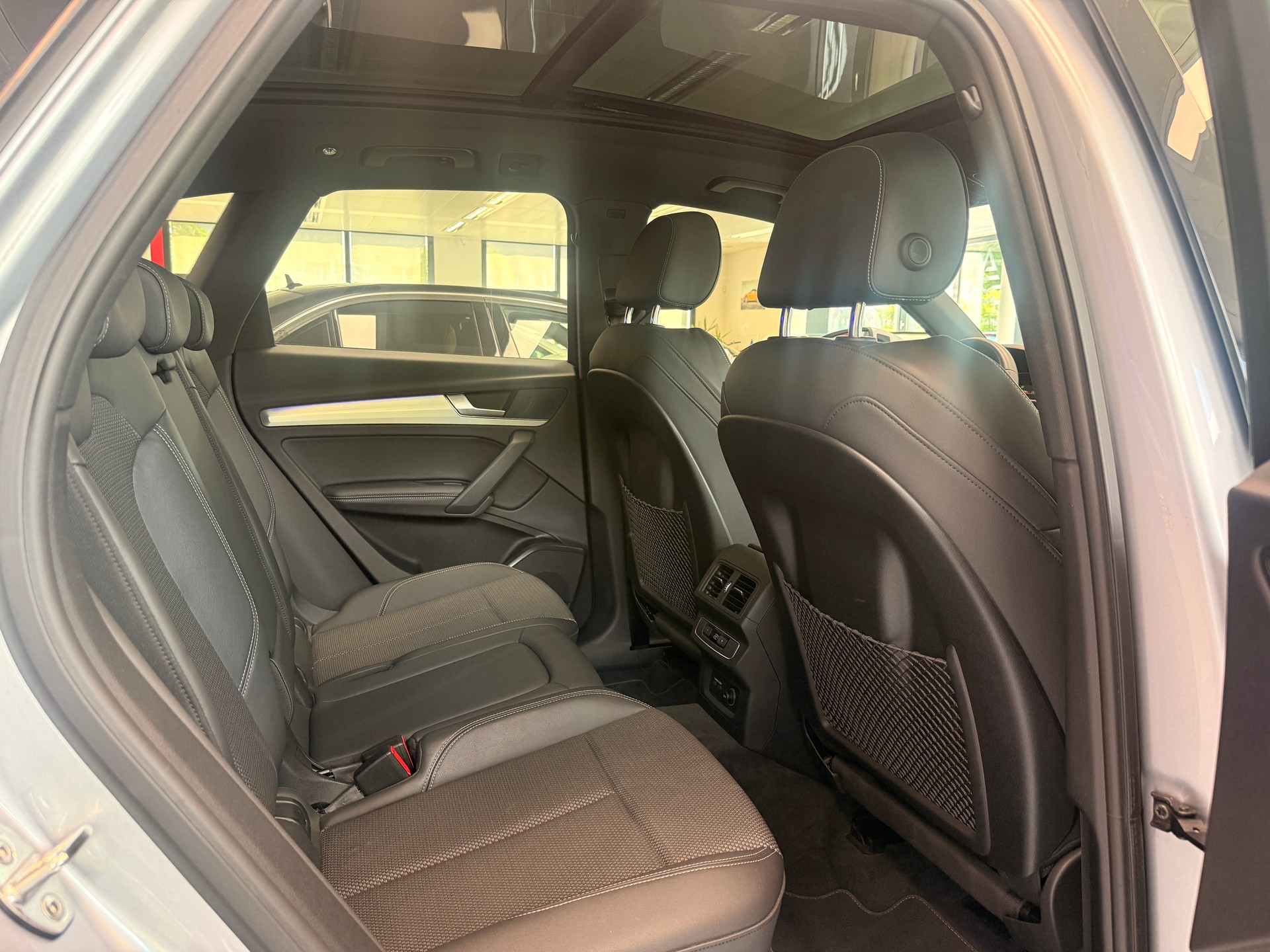 AUDI Q5 2.0 40 TDI (Facelift) S Line quattro S-Tronic-image-11