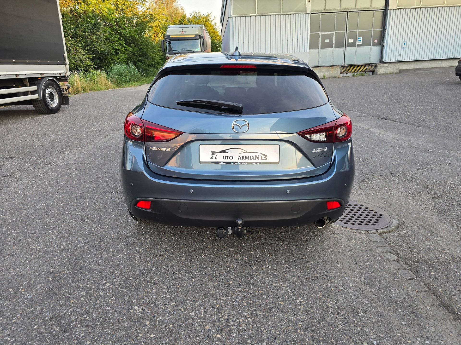 MAZDA 3 SKYACTIV-G 100 Ambition Plus-showroom-element-3