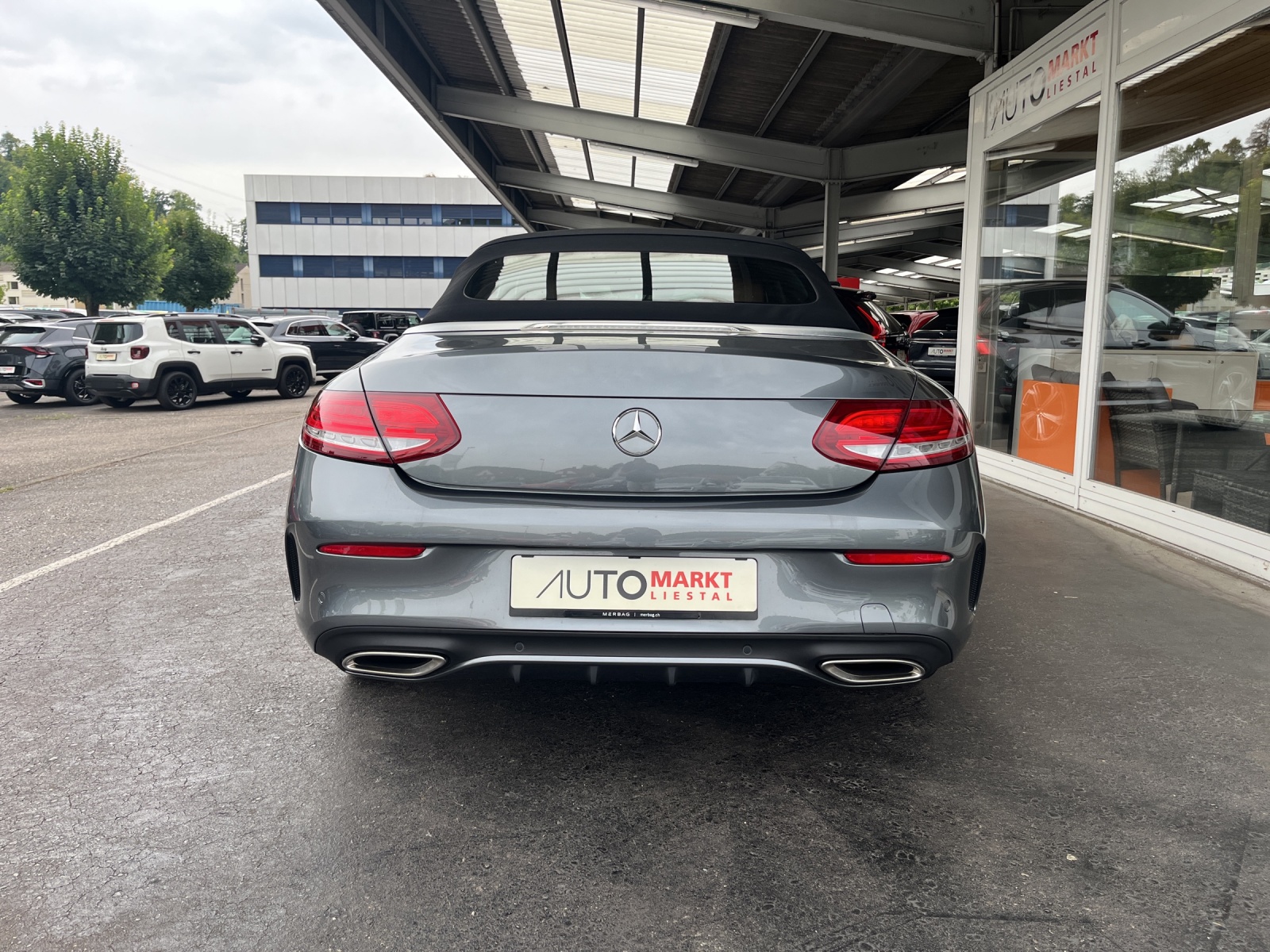 MERCEDES-BENZ C 400 Cabriolet AMG Line 4Matic 9G-Tronig-showroom-element-3