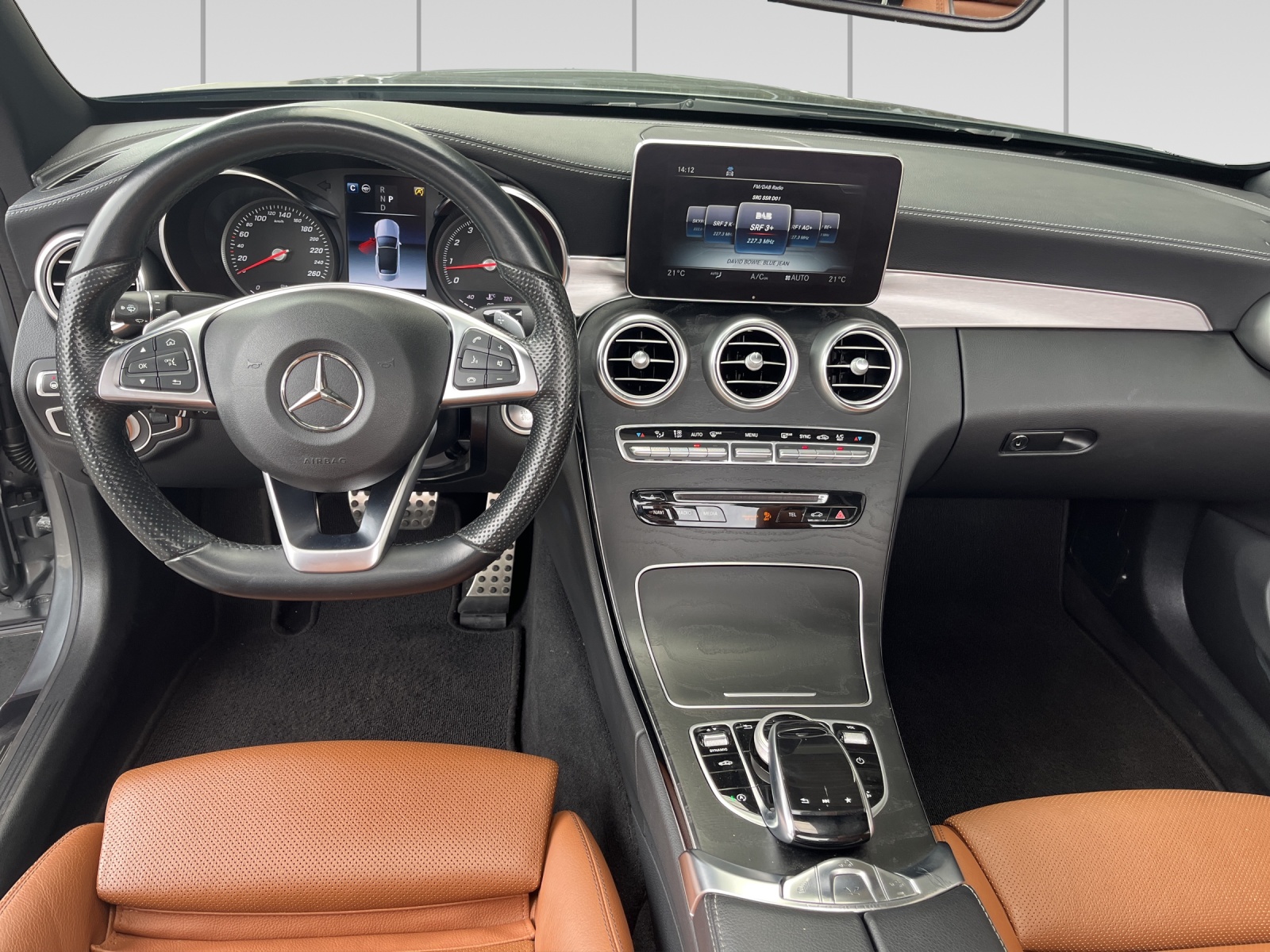 MERCEDES-BENZ C 400 Cabriolet AMG Line 4Matic 9G-Tronig-image-7