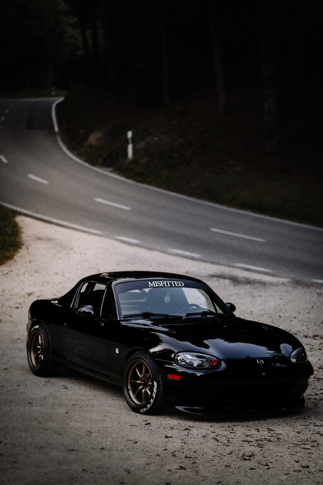 MAZDA 1.8i-16V Youngster