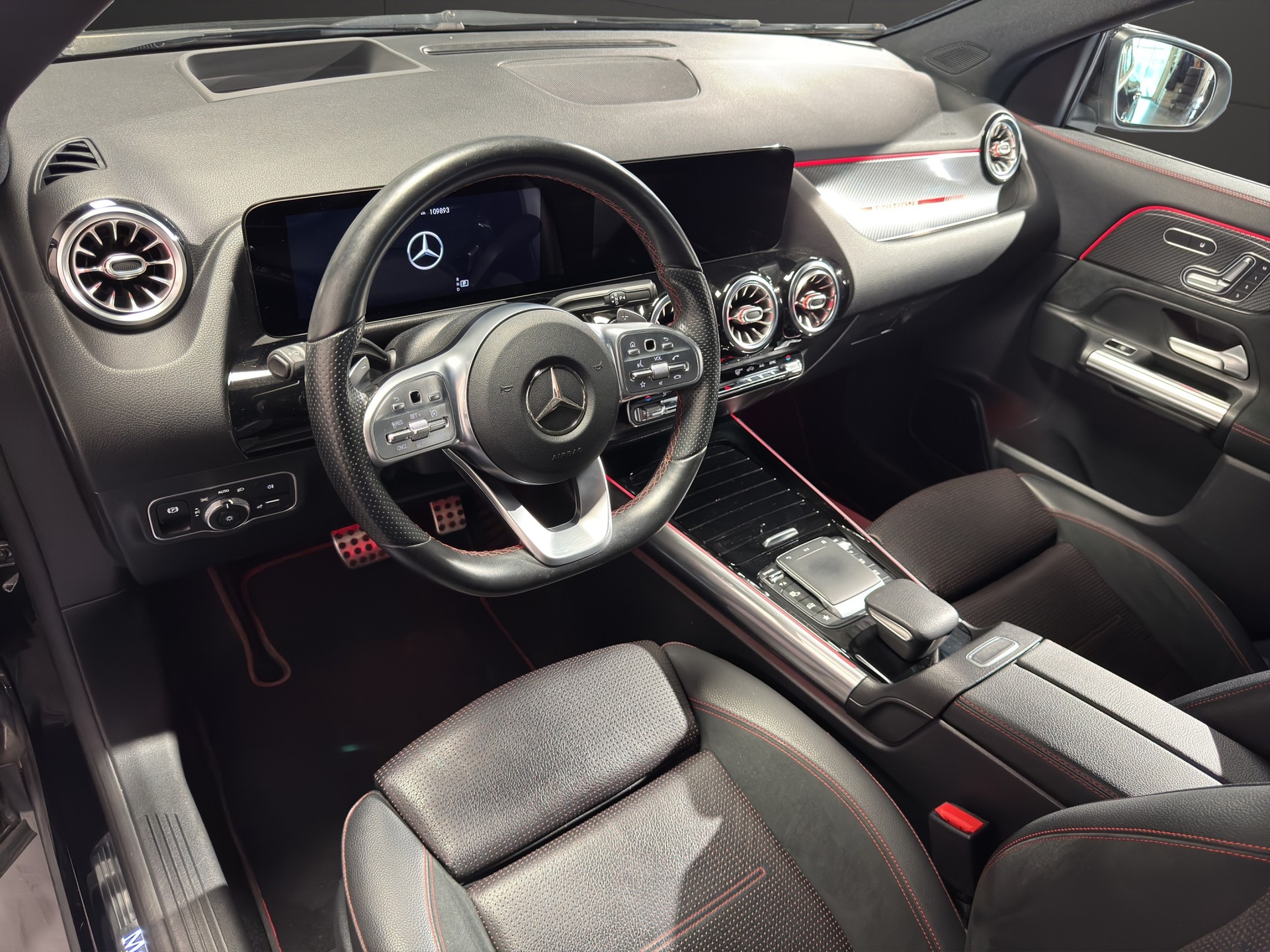 MERCEDES-BENZ GLA 250 Style 4matic-image-7