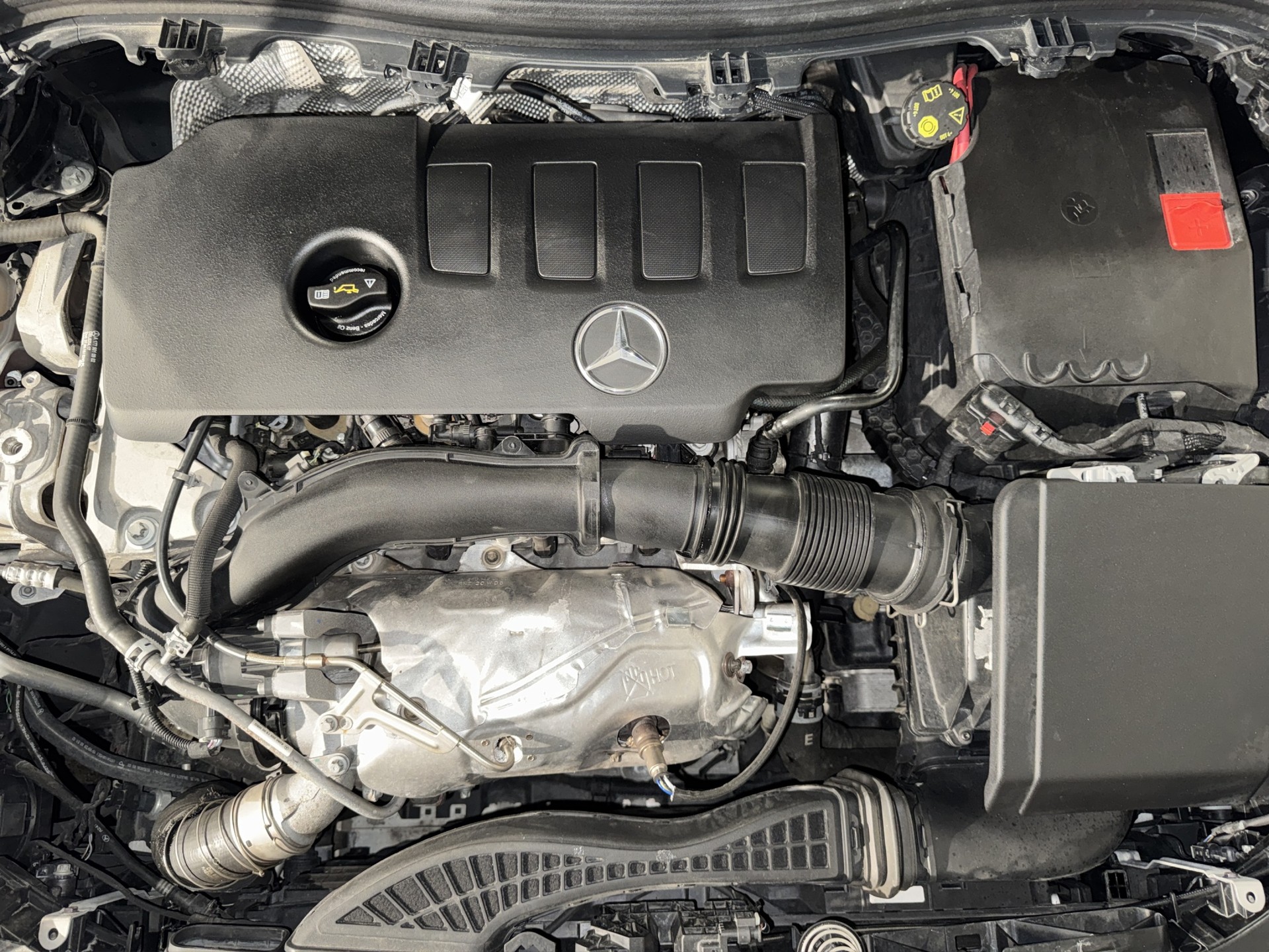 MERCEDES-BENZ GLA 250 Style 4matic-image-20