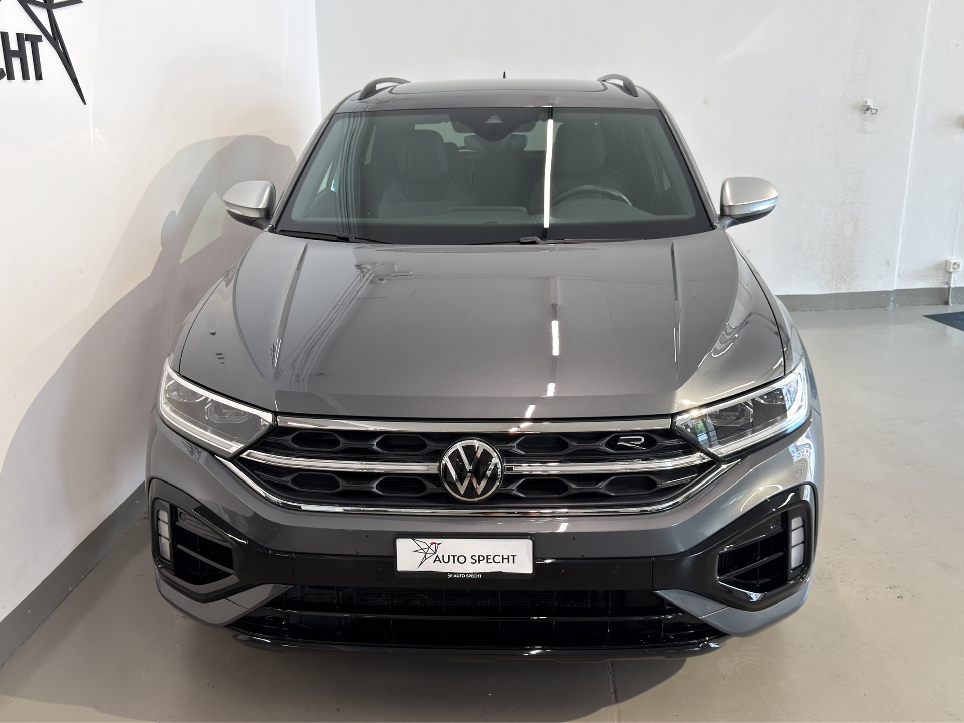 VW T-Roc 2.0 TSI R DSG 4Motion-showroom-element-2