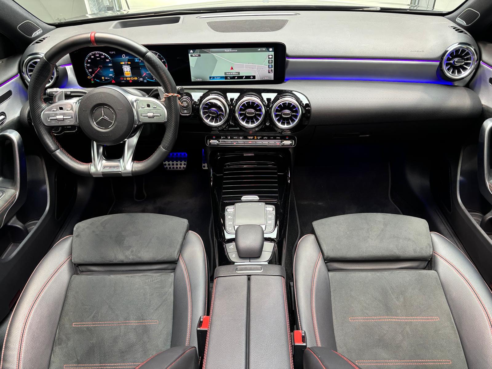 MERCEDES-BENZ A 35 AMG 4Matic Speedshift - Toit ouvrant-image-17