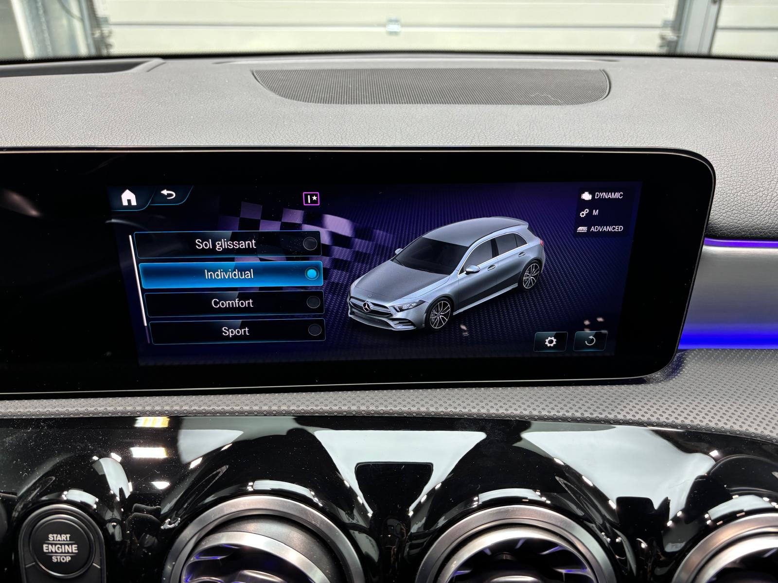 MERCEDES-BENZ A 35 AMG 4Matic Speedshift - Toit ouvrant-image-24