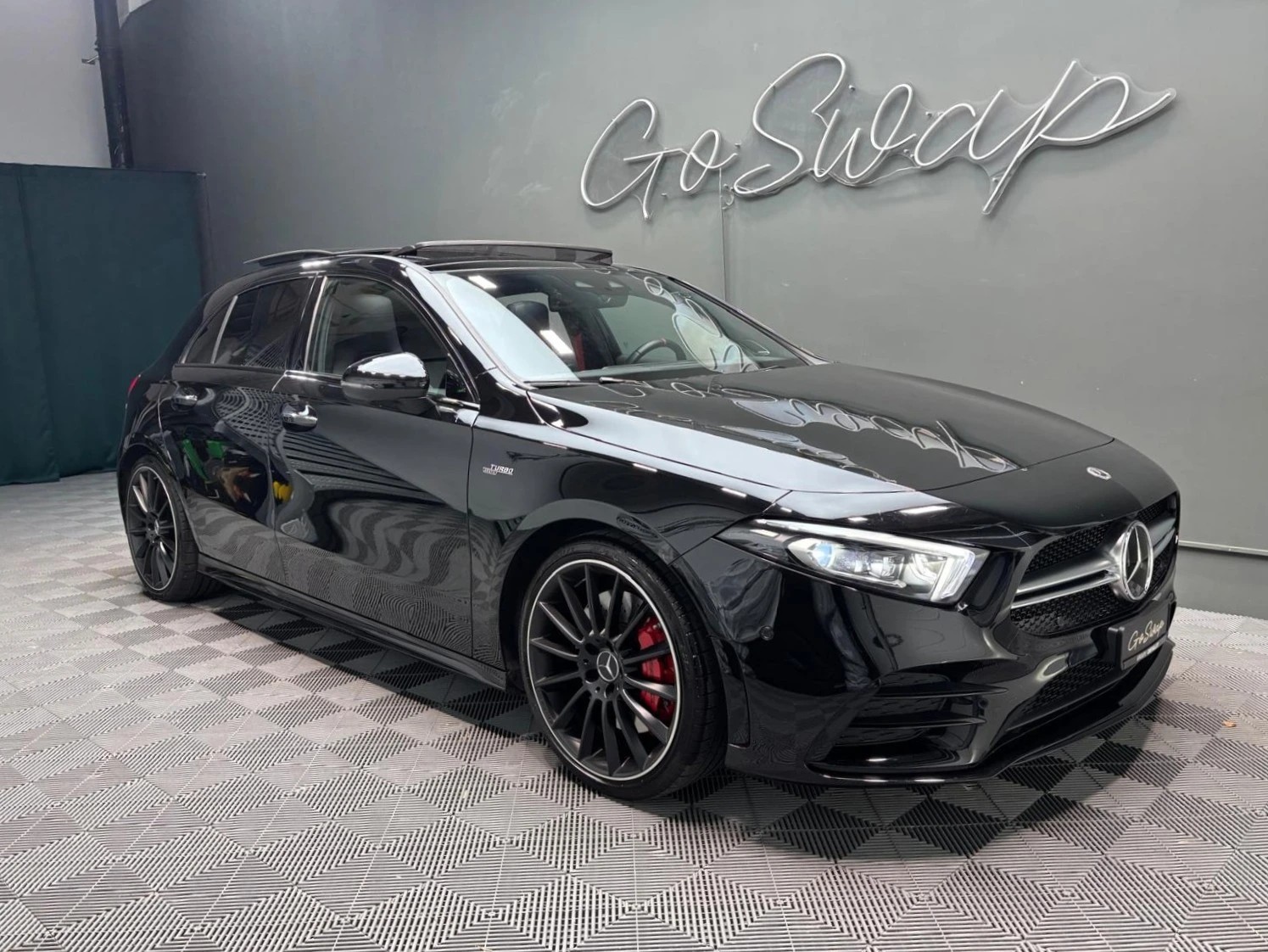 MERCEDES-BENZ A 35 AMG 4Matic Speedshift - Toit ouvrant