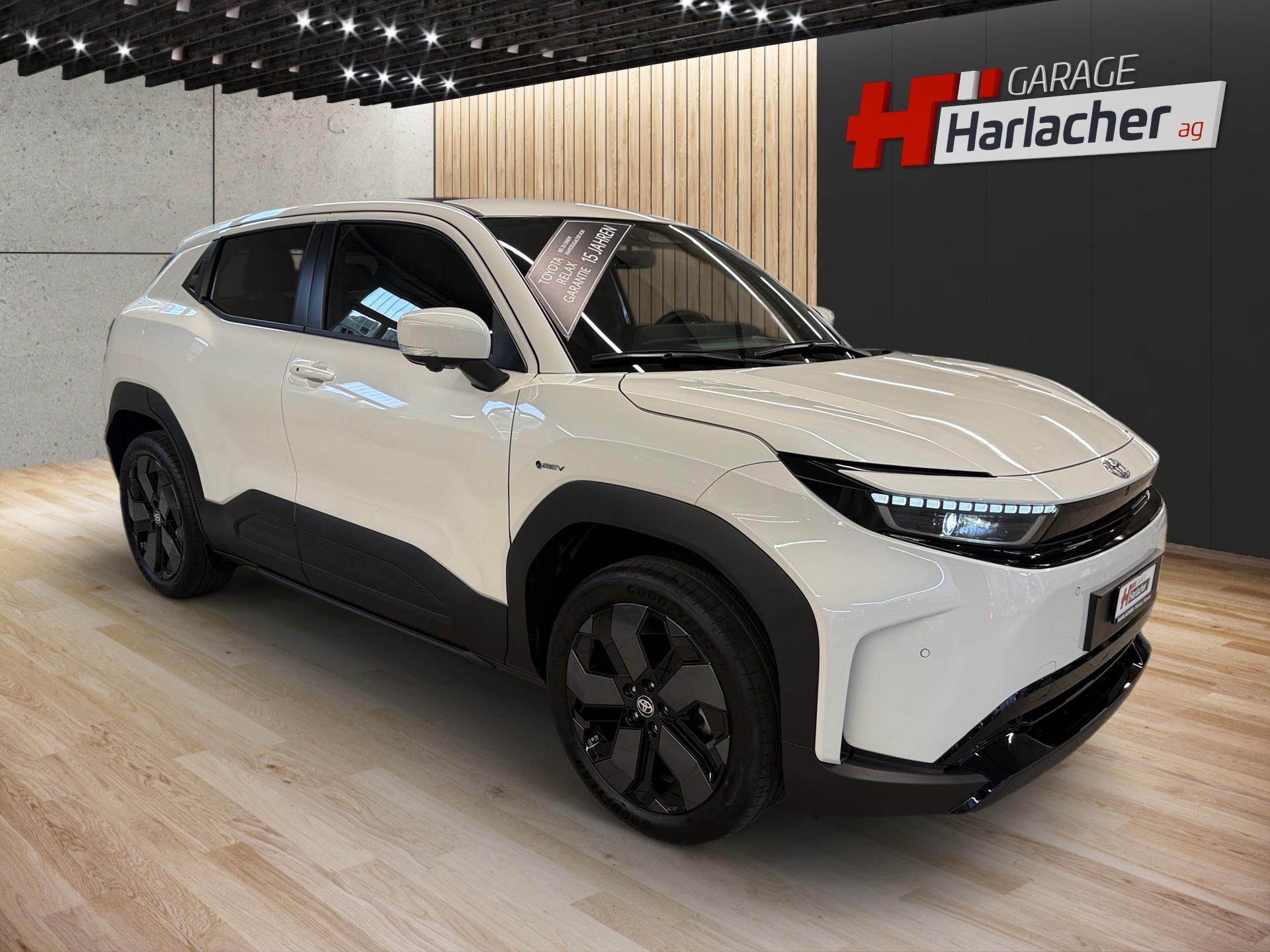 TOYOTA Urban Cruiser 61 kWh Premium-image-2