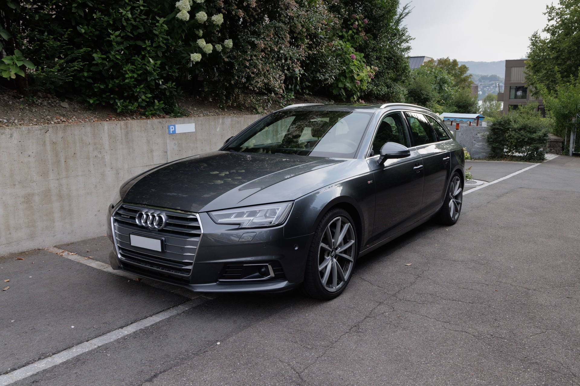 AUDI A4 3.0 Sport quattro - Vollausstattung