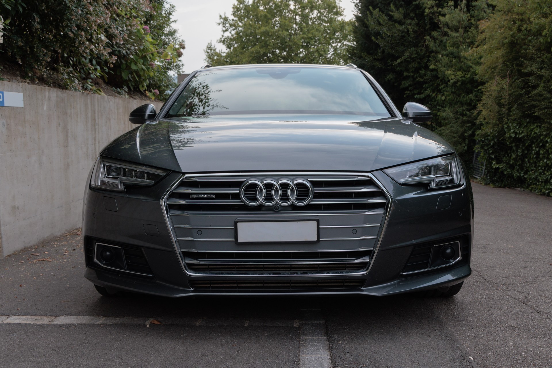 AUDI A4 3.0 Sport quattro - Vollausstattung-image-3